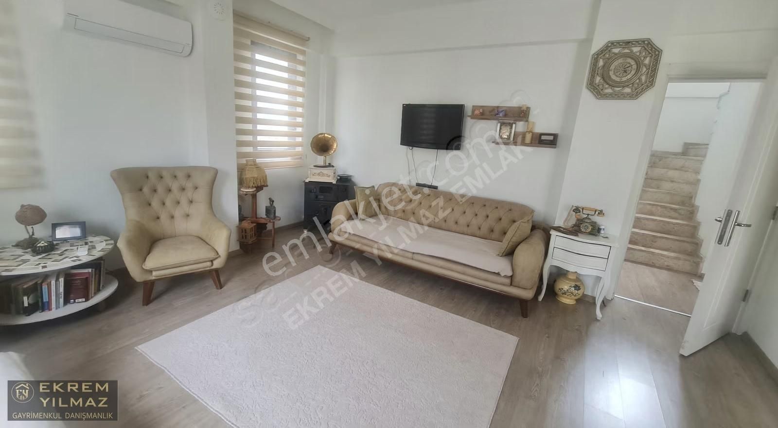 Gülpınar'da Eşyalı 1+1 Müstakil Ev: Bahçeli, Otoparklı - Görsel 15