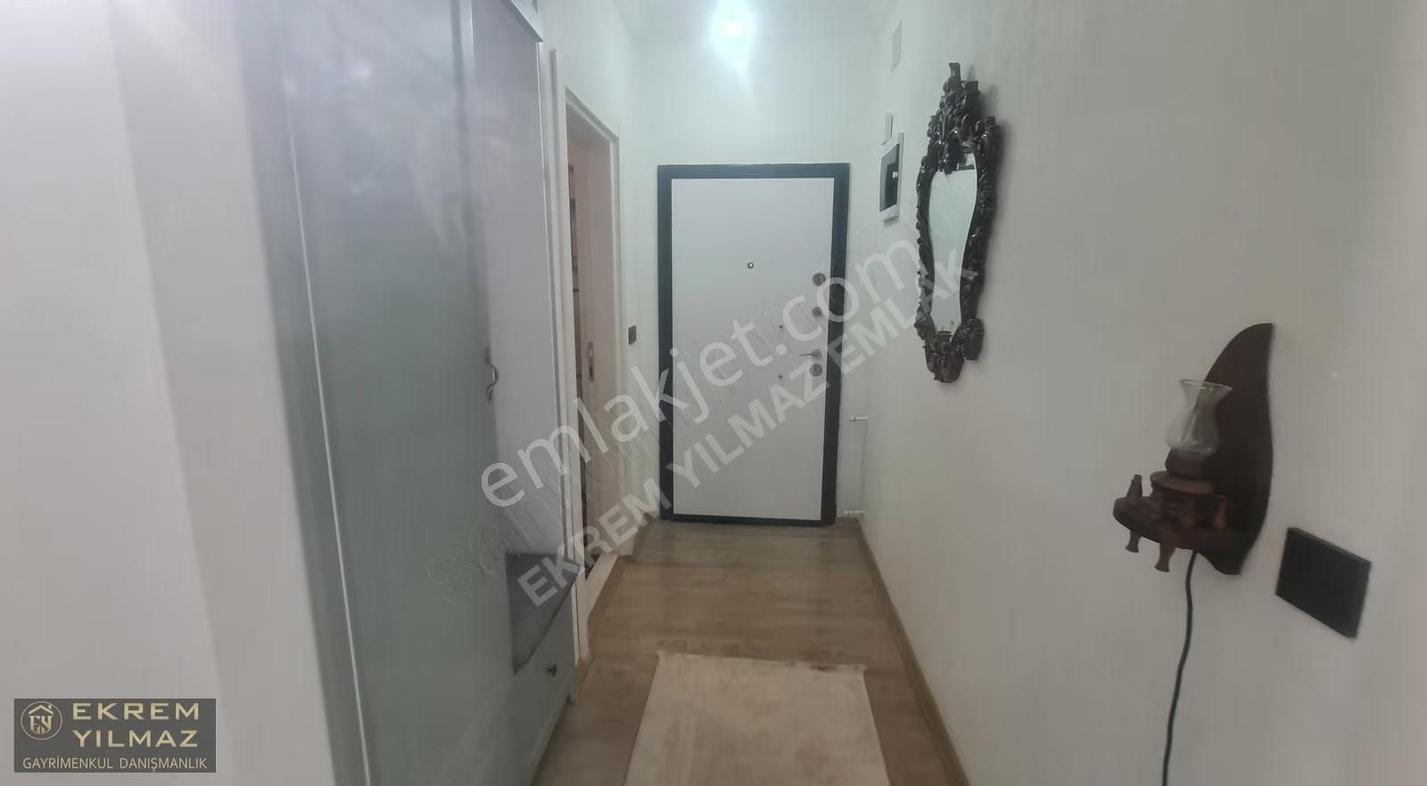 Gülpınar'da Eşyalı 1+1 Müstakil Ev: Bahçeli, Otoparklı - Görsel 9