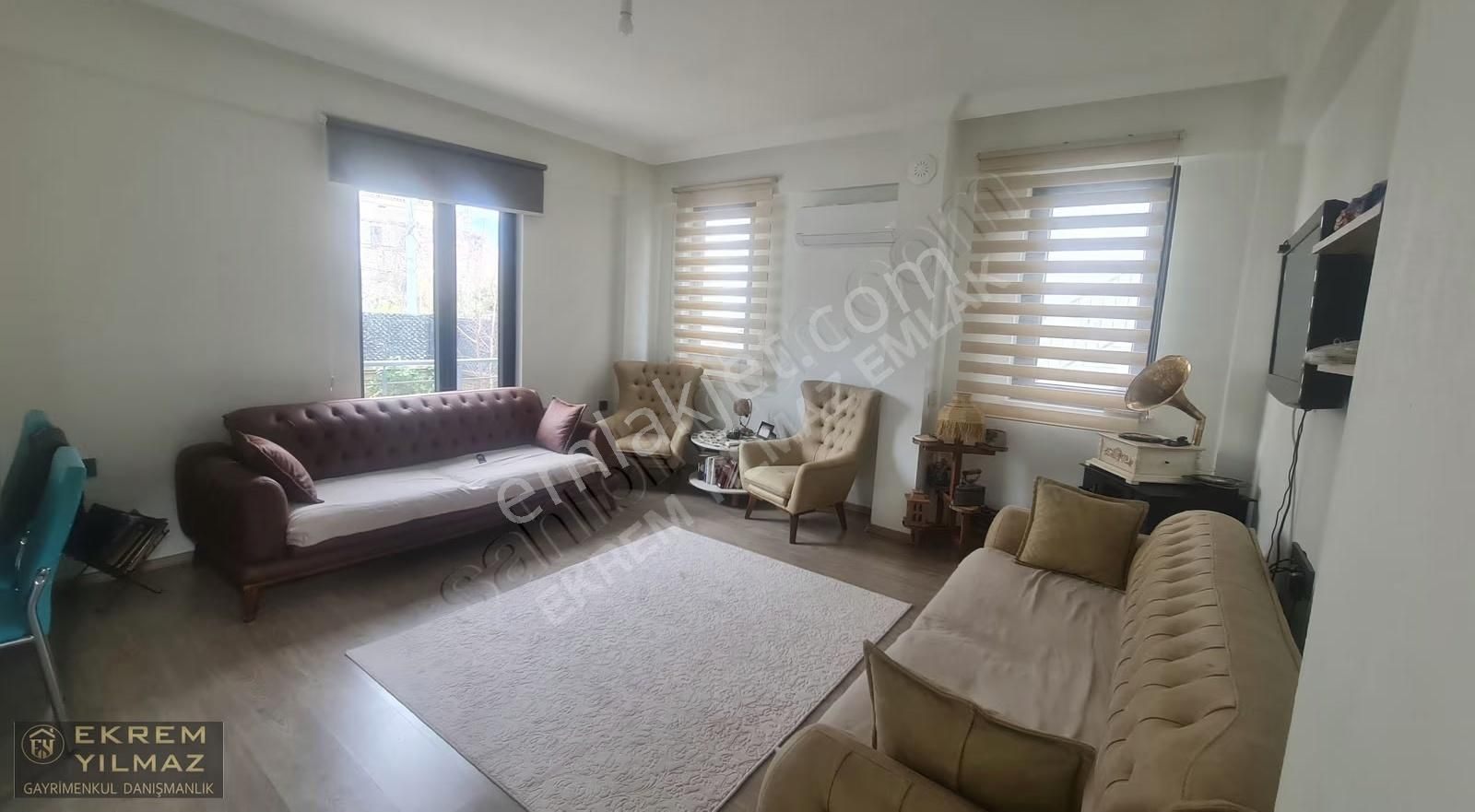 Gülpınar'da Eşyalı 1+1 Müstakil Ev: Bahçeli, Otoparklı - Görsel 17