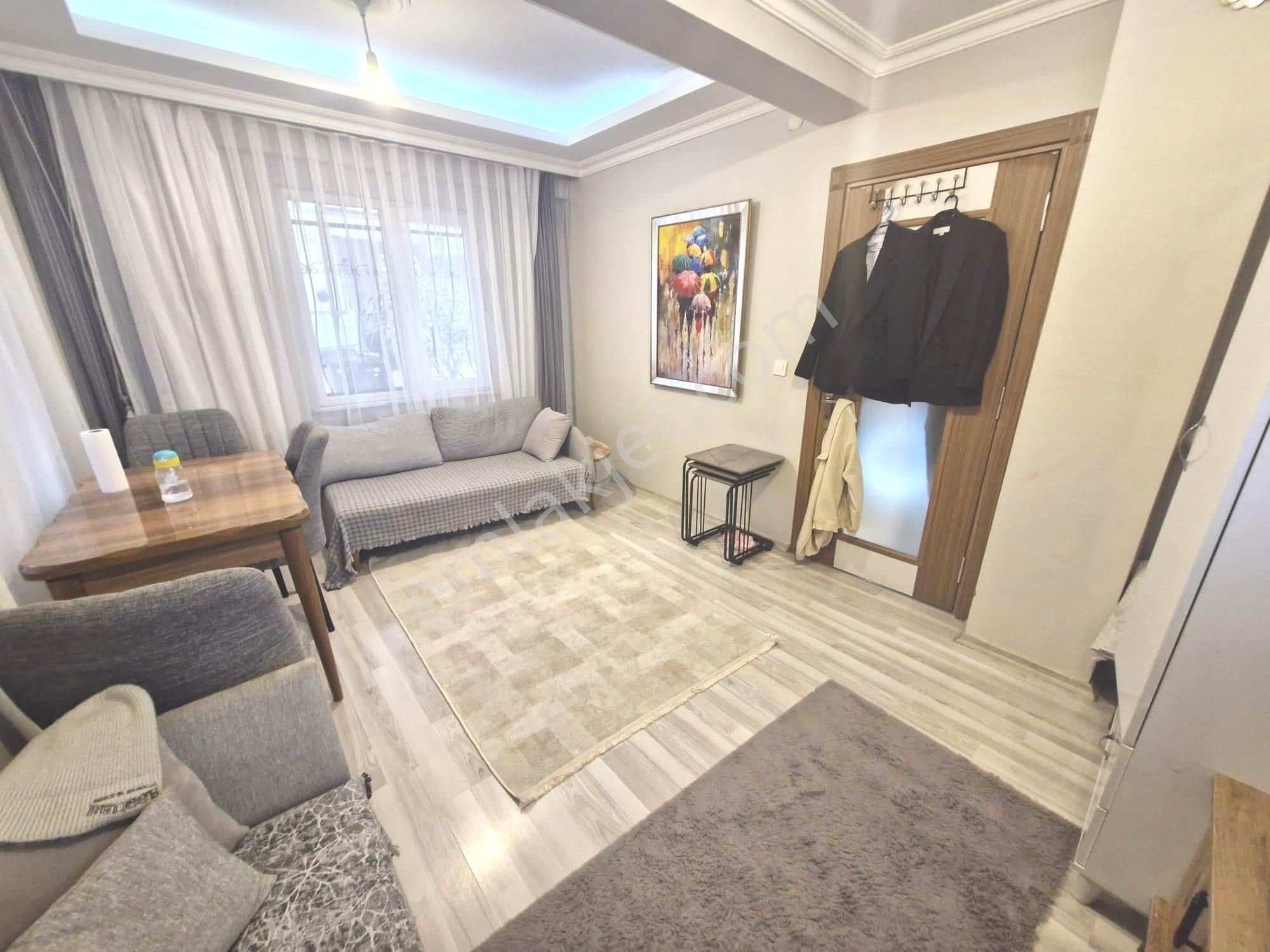 Mevlana Camii Yakını Satılık 1+1 Yüksek Giriş Kat Mülkiyetli - Görsel 2