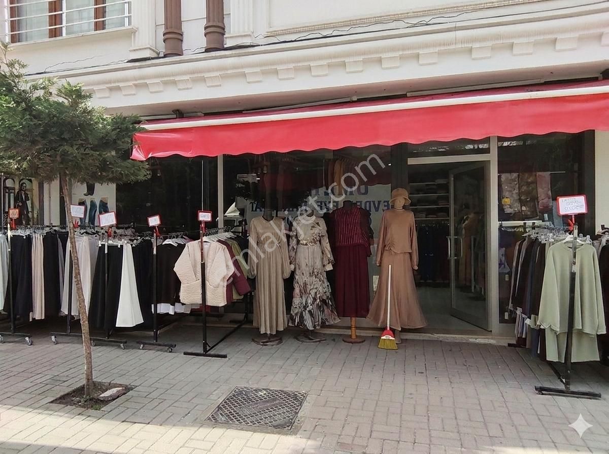 Velioğlu Caddesine Yakın 120 M² İskanlı Depolu Satılık Dükkan