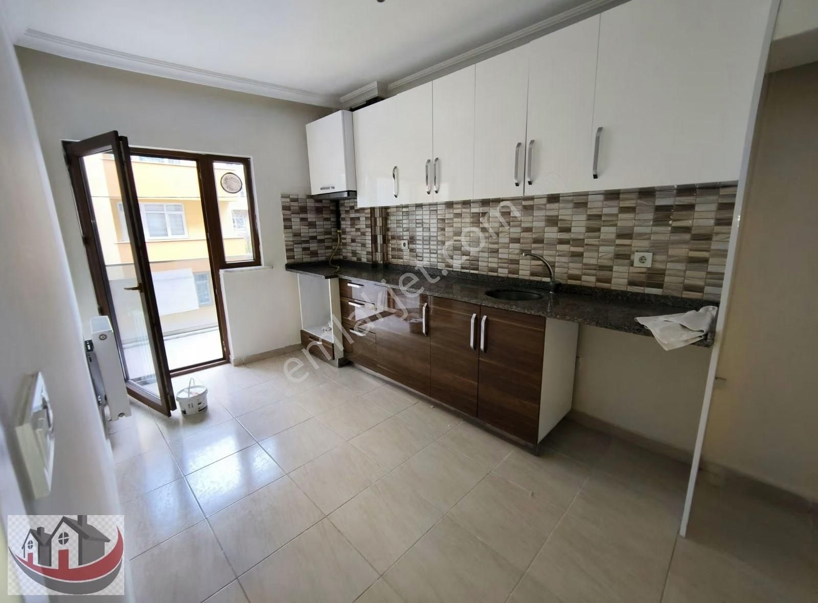 Güneyden Boş Ara Kat Yeni Bina 2+1.85m2 Ayrı Mutfaklı Daire - Görsel 14