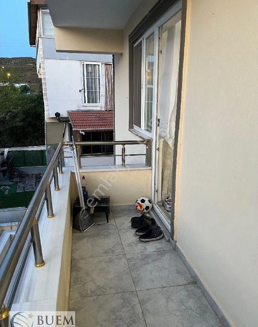 Avşa Adası Ptt Mevkii Buyuk Bahçeli 1+1 Eşyali Daire - Görsel 4