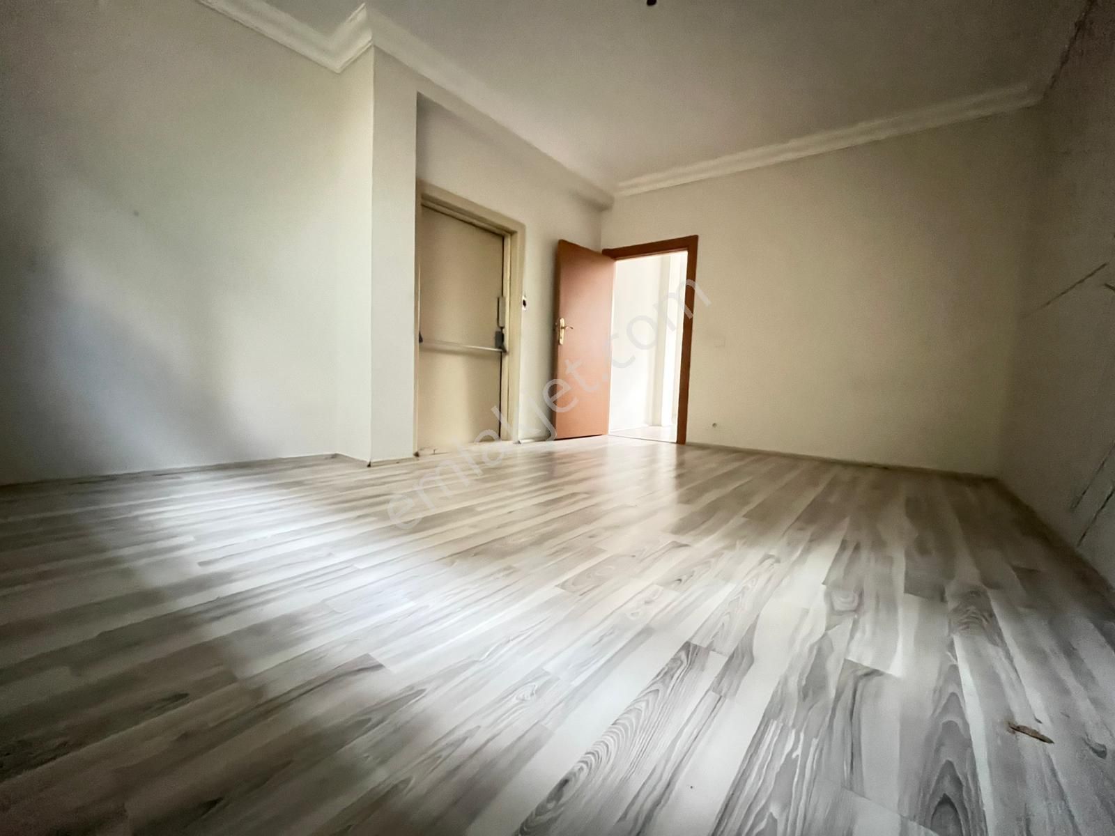 Ahmet Yesevi Mahallesinde Geniş Ve Kullanışlı 2+1 Yüksek Giriş - Görsel 21