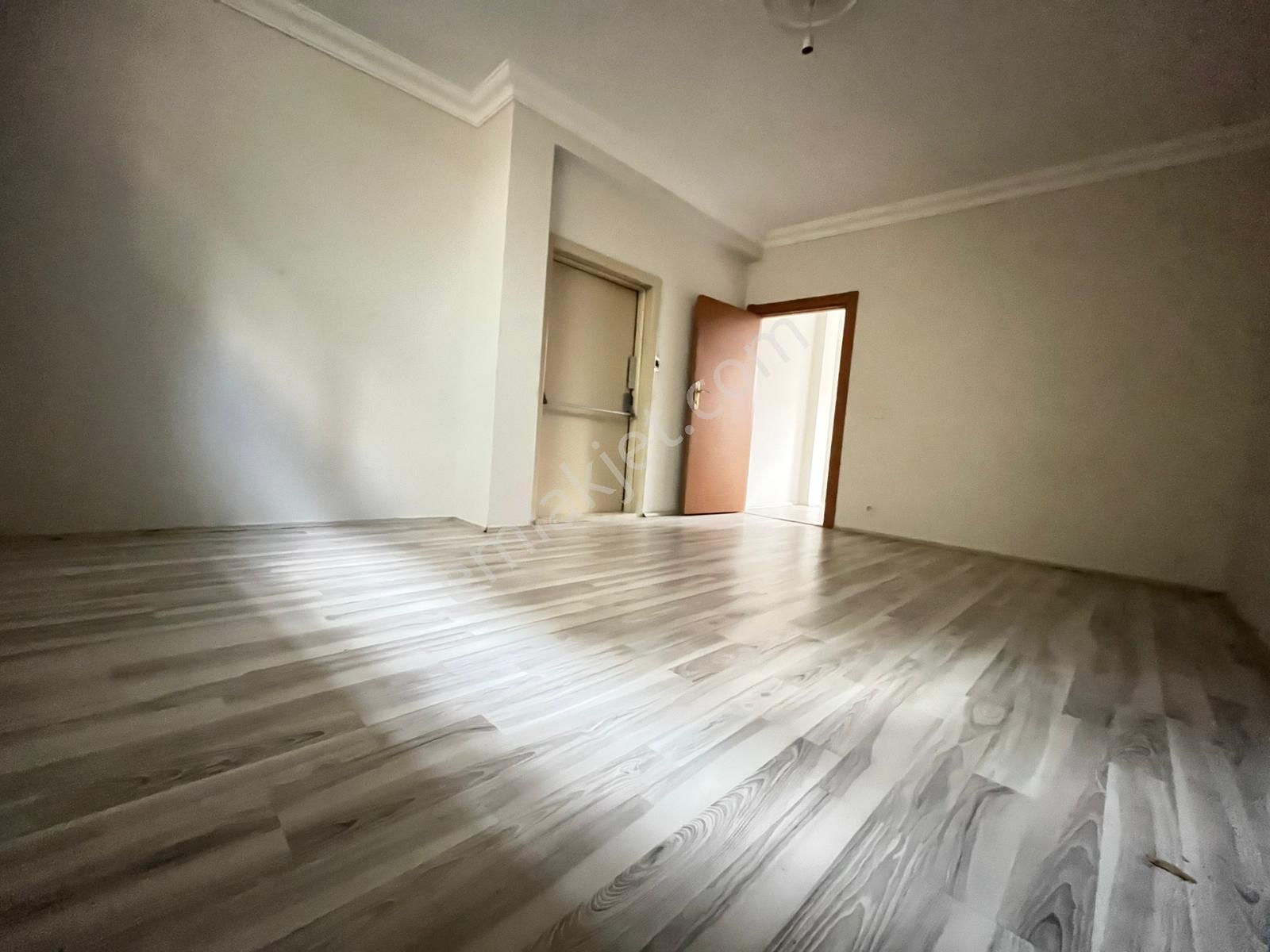 Ahmet Yesevi Mahallesinde Geniş Ve Kullanışlı 2+1 Yüksek Giriş - Görsel 20