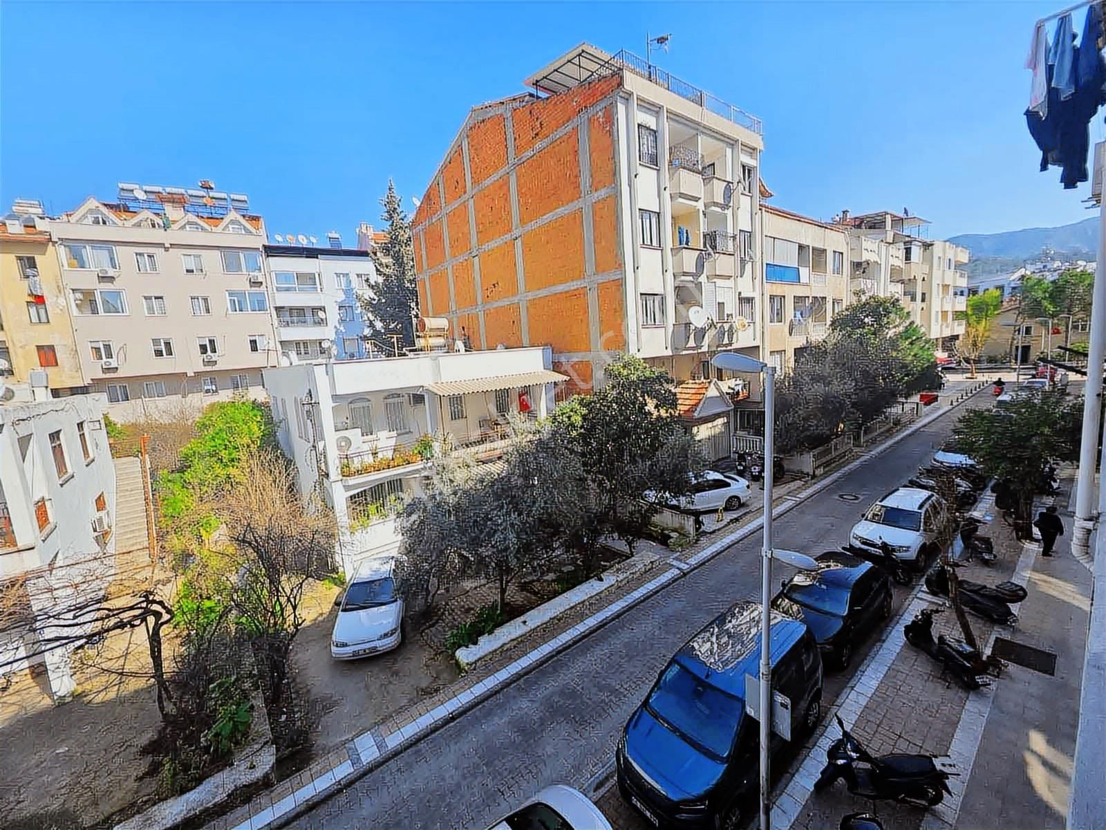 Marvera' Dan Kiralık Marmaris Merkezde 3+1 Boş Daire - Görsel 10