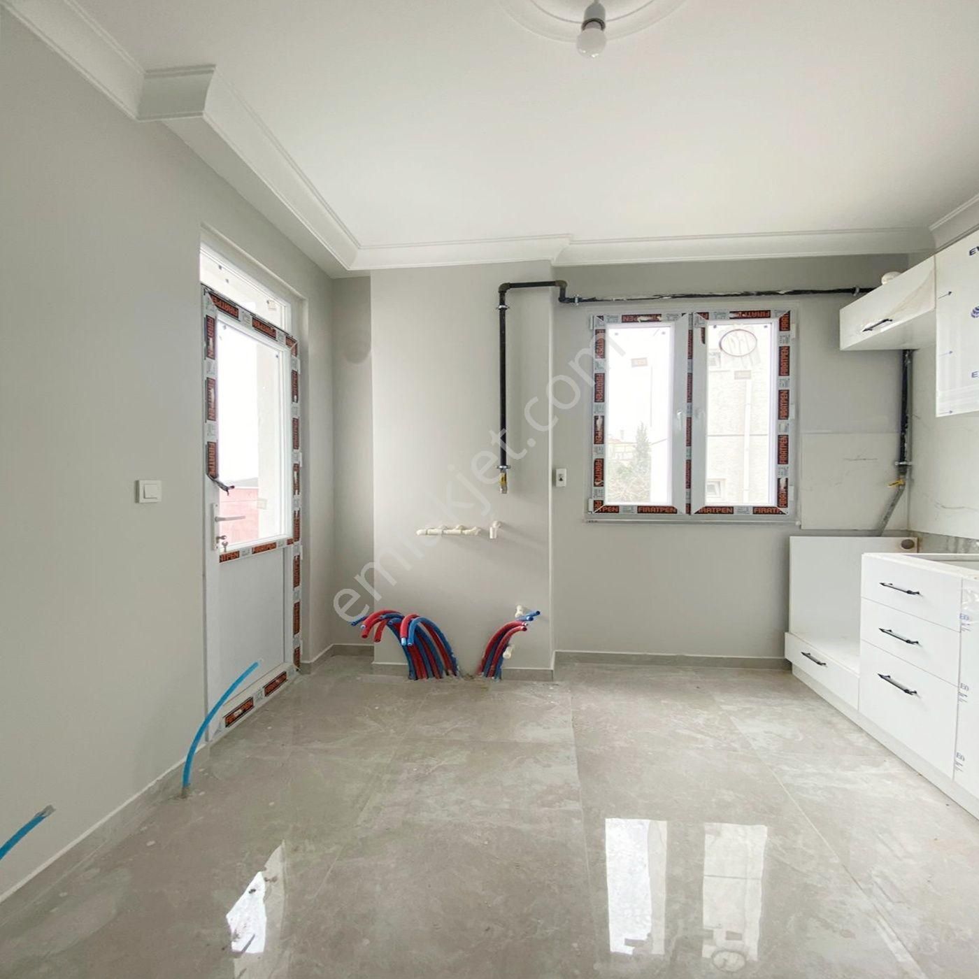 Pusula Yapı'dan Masrafsız, Kullanıma Hazır 2+1 Ara Kat Daire!!