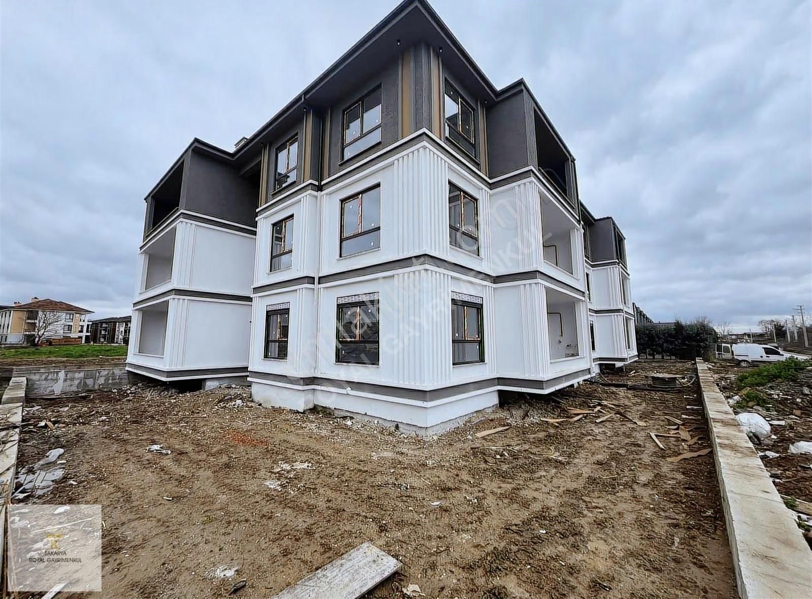 Sakarya Royal'den Tuzla Mh'de Yeraltı Otoparklı Lüks 3+1daireler