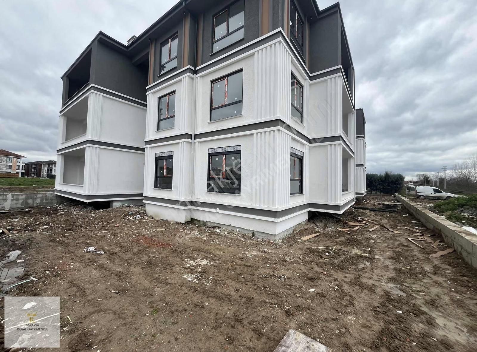 Sakarya Royal'den Tuzla Mh'de Yeraltı Otoparklı Lüks 3+1daireler - Görsel 3