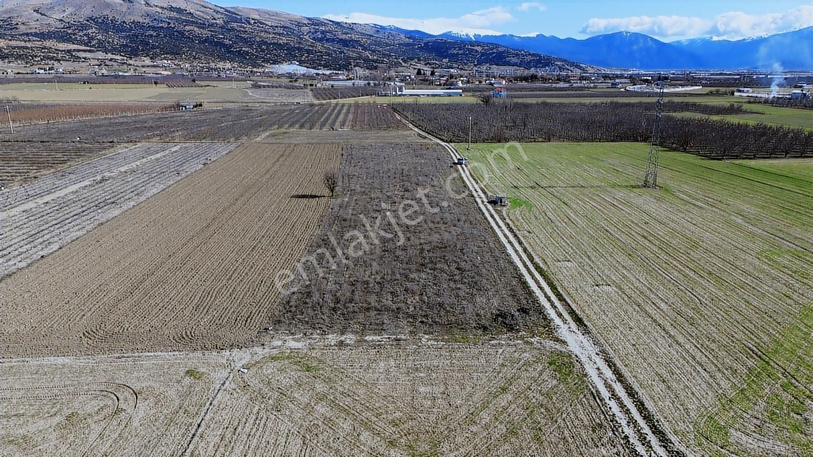 Vip Gayrimenkul'den Düdenköy Mah.en İyi Lokasyonda 4.834m² Tarla - Görsel 9