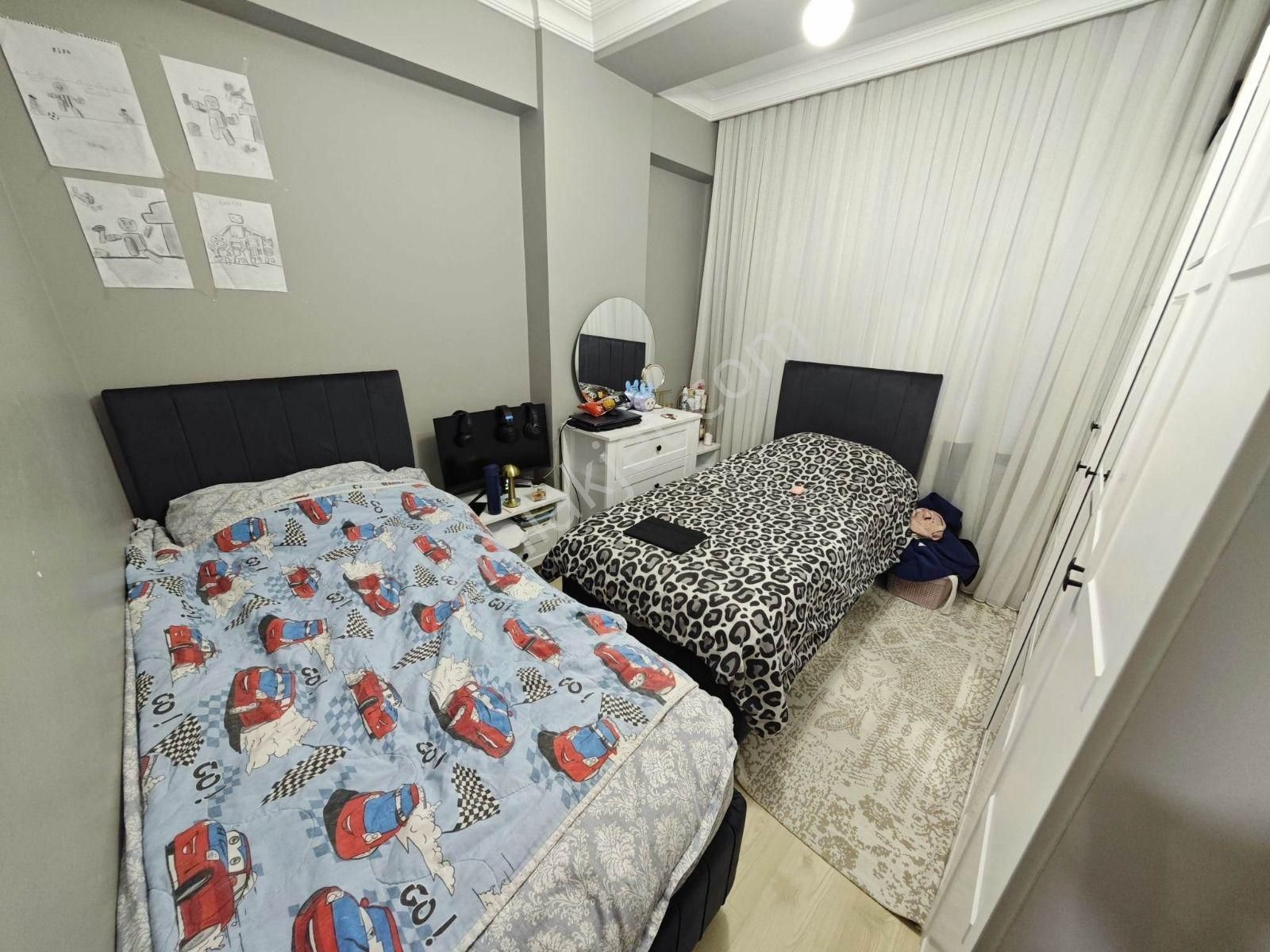 Yenibosna Pazar Pazarında 5+1 Krediye Uygun Ferah Dublex - Görsel 3