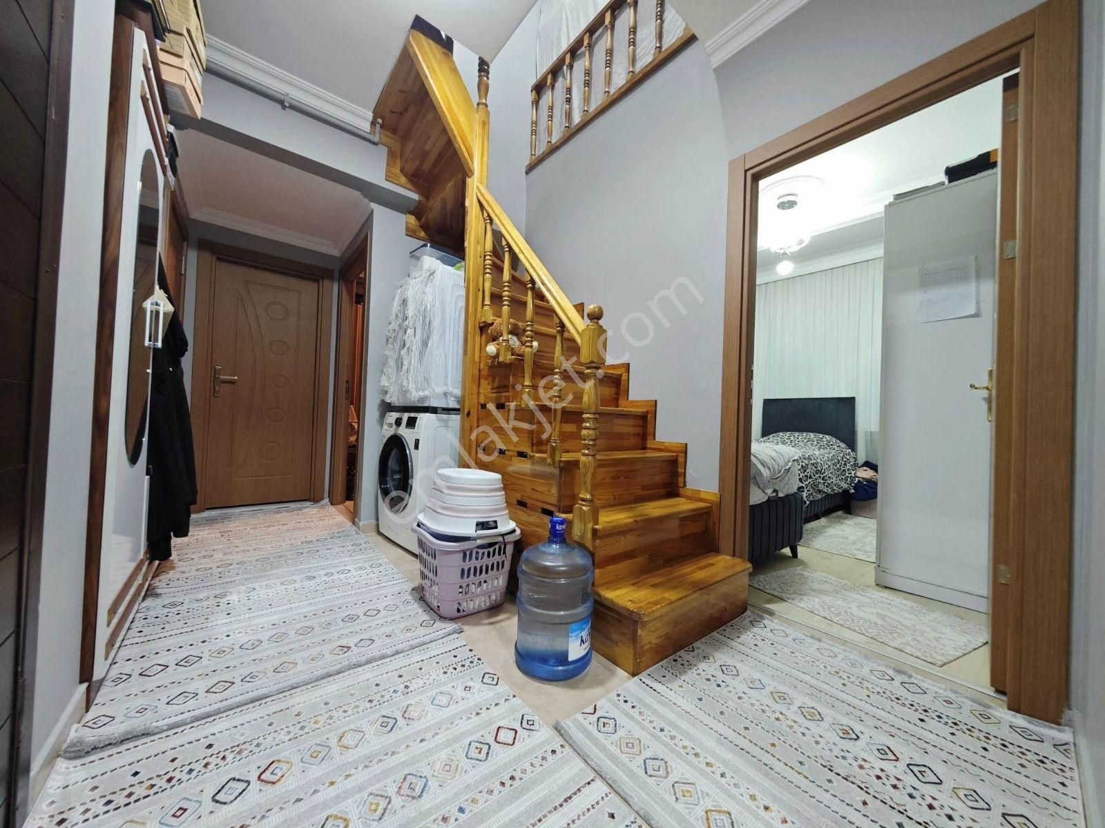 Yenibosna Pazar Pazarında 5+1 Krediye Uygun Ferah Dublex - Görsel 8