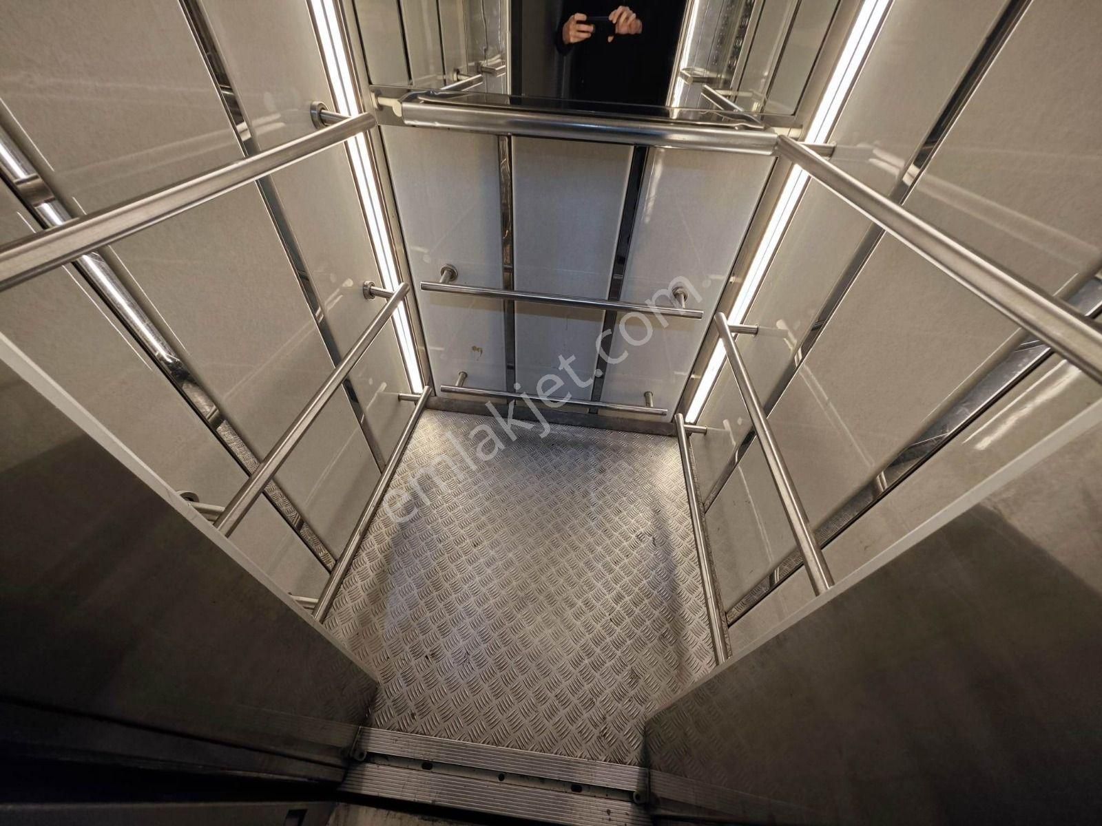 Yenibosna Pazar Pazarında 5+1 Krediye Uygun Ferah Dublex - Görsel 23