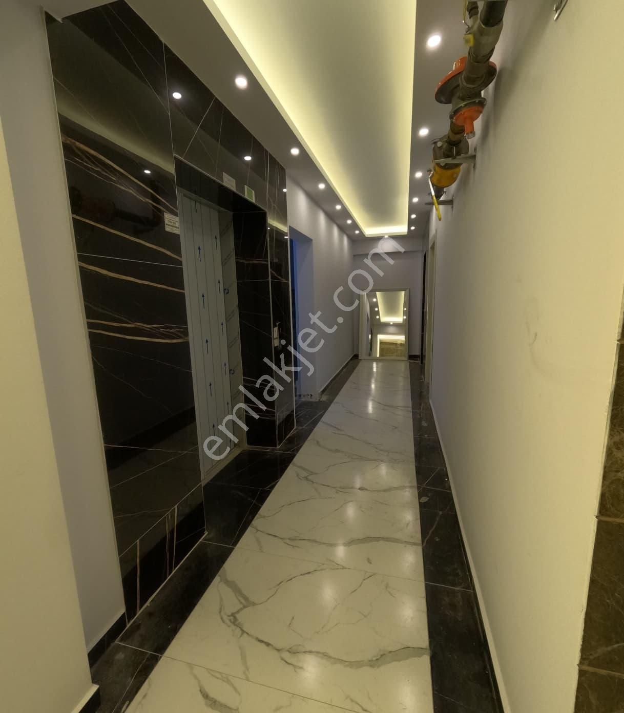 Mansuroğlu'nda Sıfır, 3+1, Ebeveyn Banyolu Lüks Daire - Görsel 3