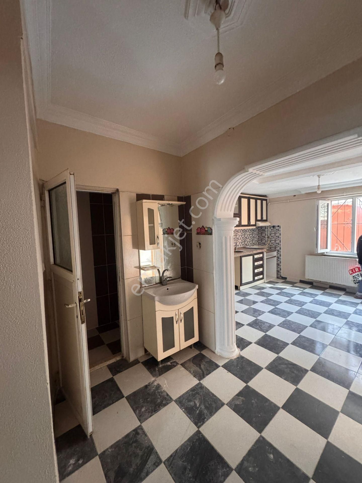 Bursa Osmangazi Sırameşelerde 3+1 Kiralık Bahçeli Geniş Daire - Görsel 4