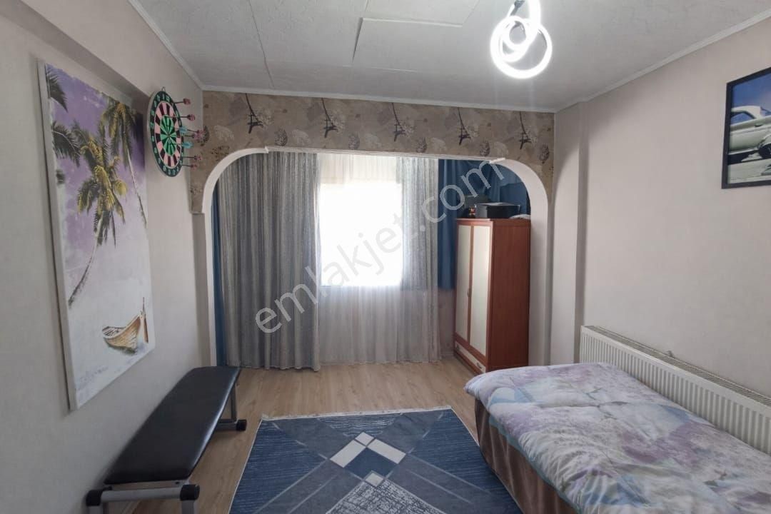 Mudanya Ömerbey Mh Merkezi Konumda Kiralık 3+1 Daire - Görsel 2