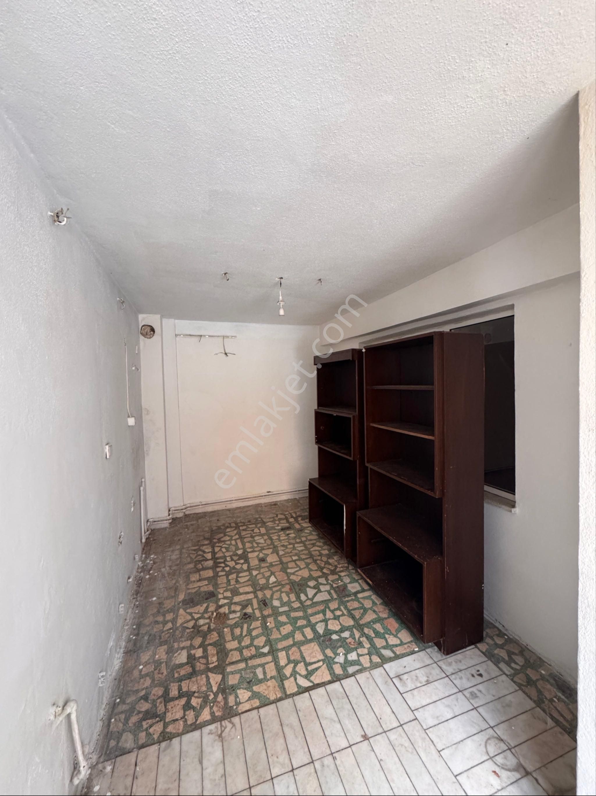 Merkezi Konumda Ferah 3+1 Ulaşıma Yakın Kiralık Daire - Görsel 4