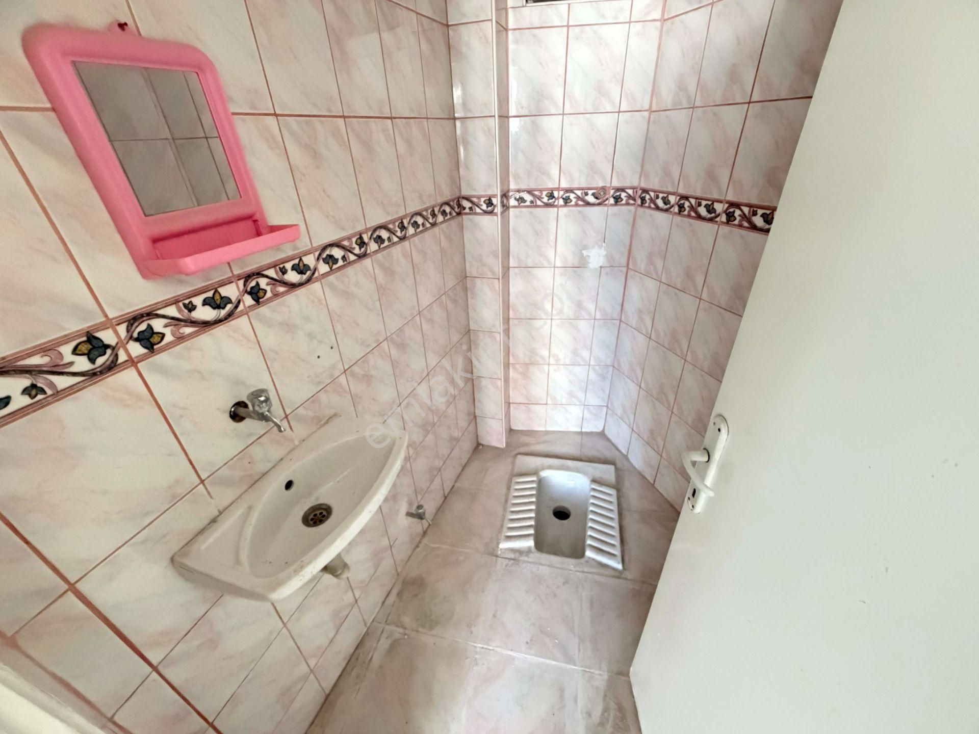 Şafak Emlak Kiralık Muratpaşa Mah. 3. Kat 2+1 90m2 Asansörsüz - Görsel 11