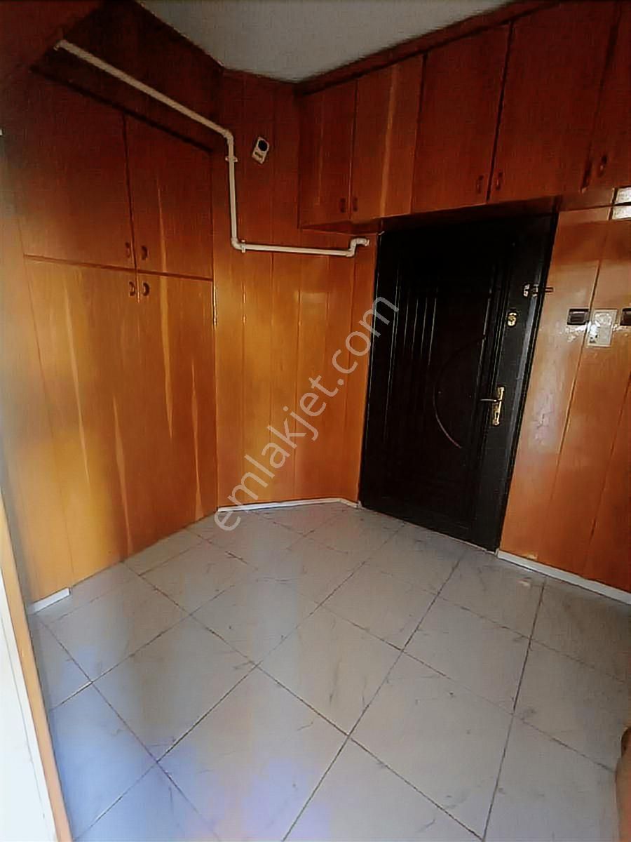 Site İçerisinde Aile Apartmanında Kiralık Bakımlı Daire - Görsel 17