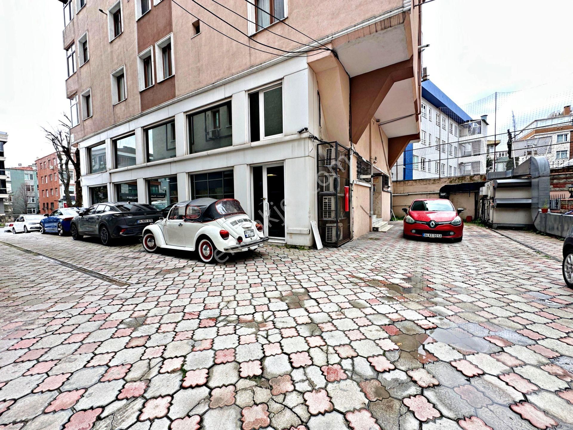 Bahçelievler Talatpaşa'da Açık Otoparklı 3+1 Kiralık Daire - Görsel 3