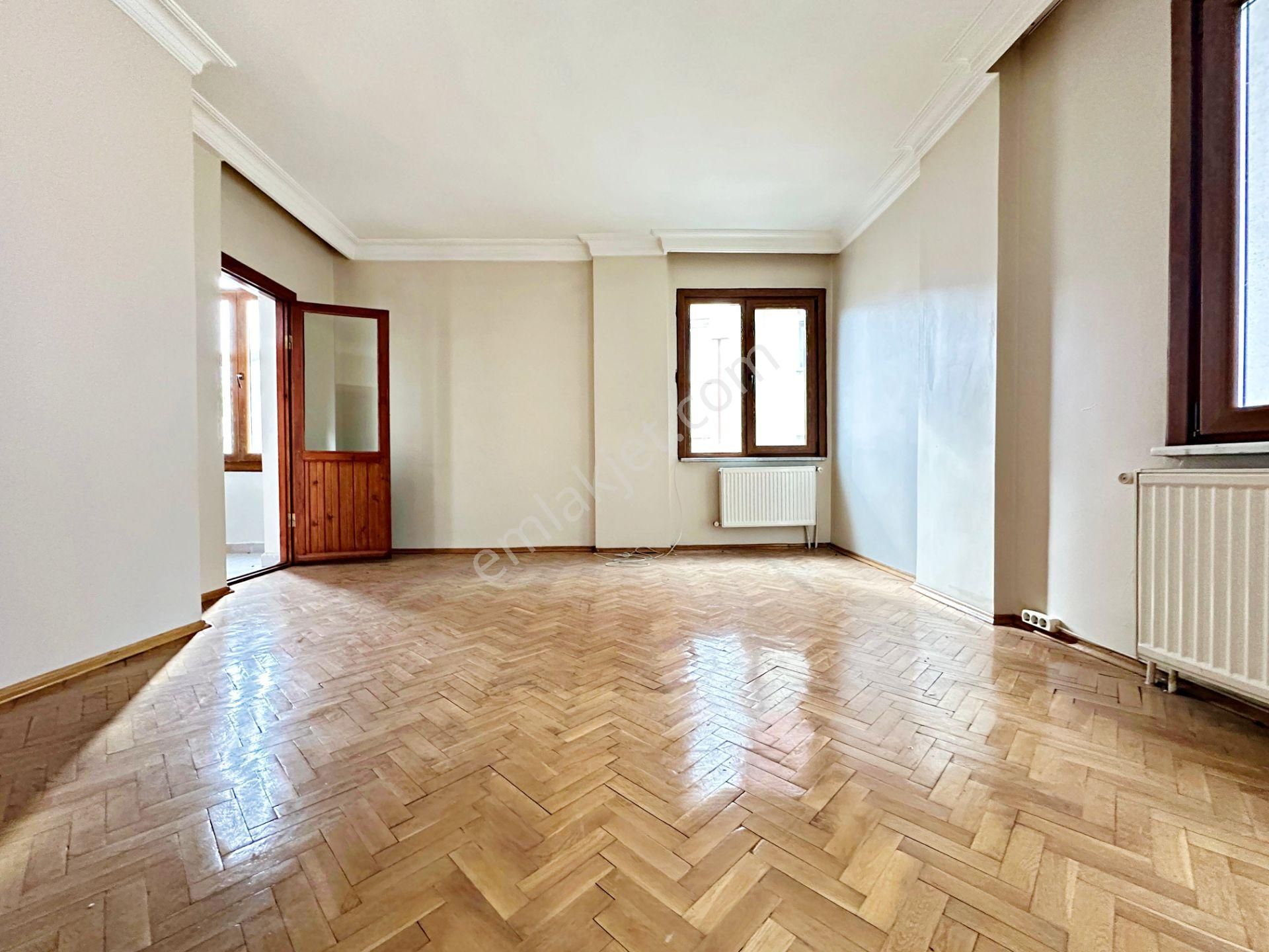 Bahçelievler Talatpaşa'da Açık Otoparklı 3+1 Kiralık Daire - Görsel 28