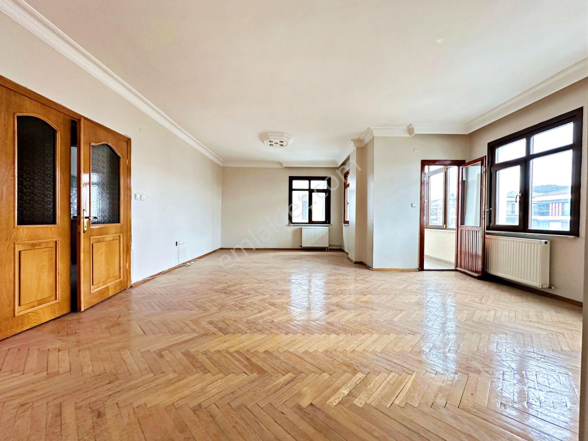 Bahçelievler Talatpaşa'da Açık Otoparklı 3+1 Kiralık Daire - Görsel 5