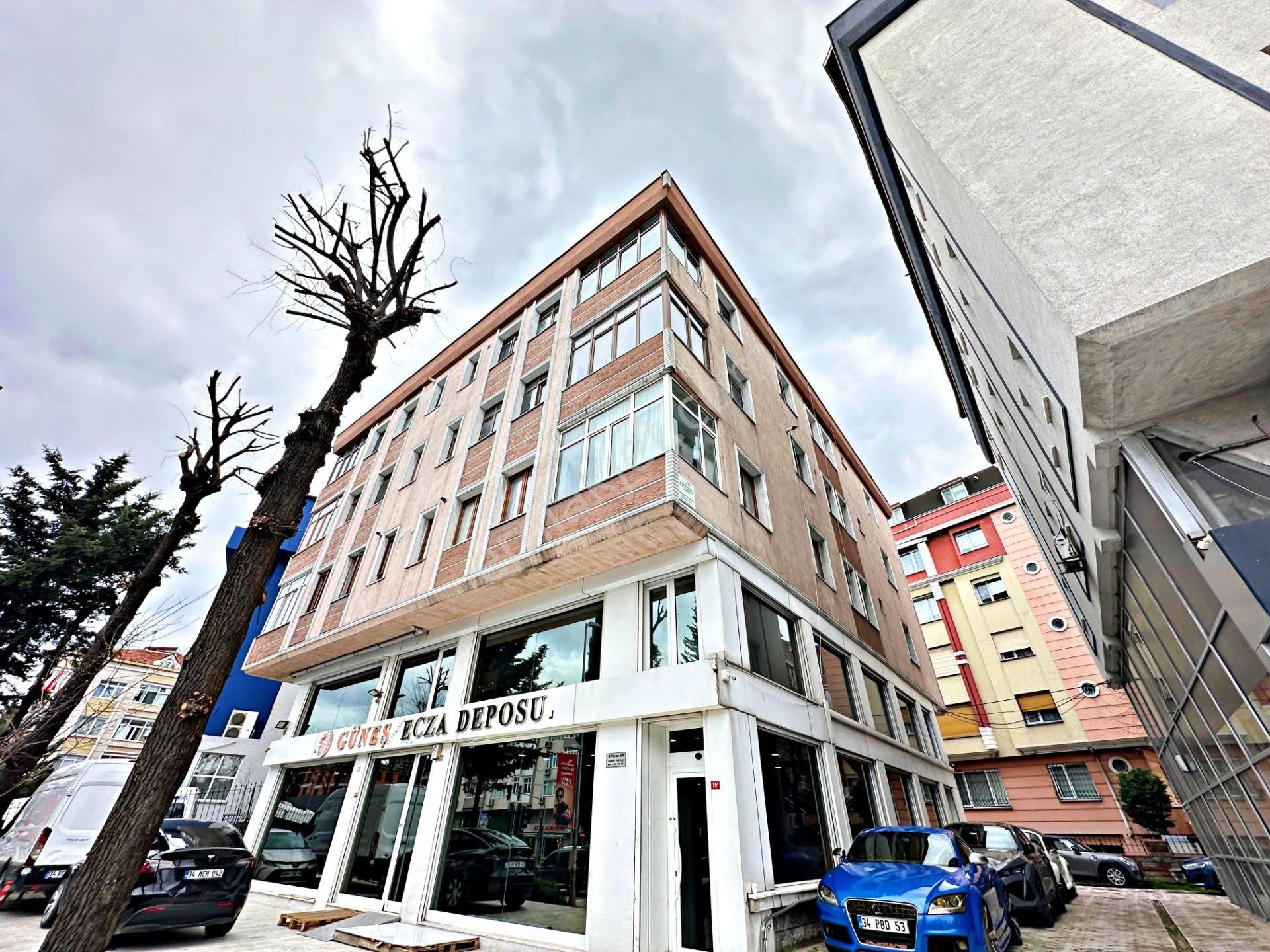 Bahçelievler Talatpaşa'da Açık Otoparklı 3+1 Kiralık Daire - Görsel 2