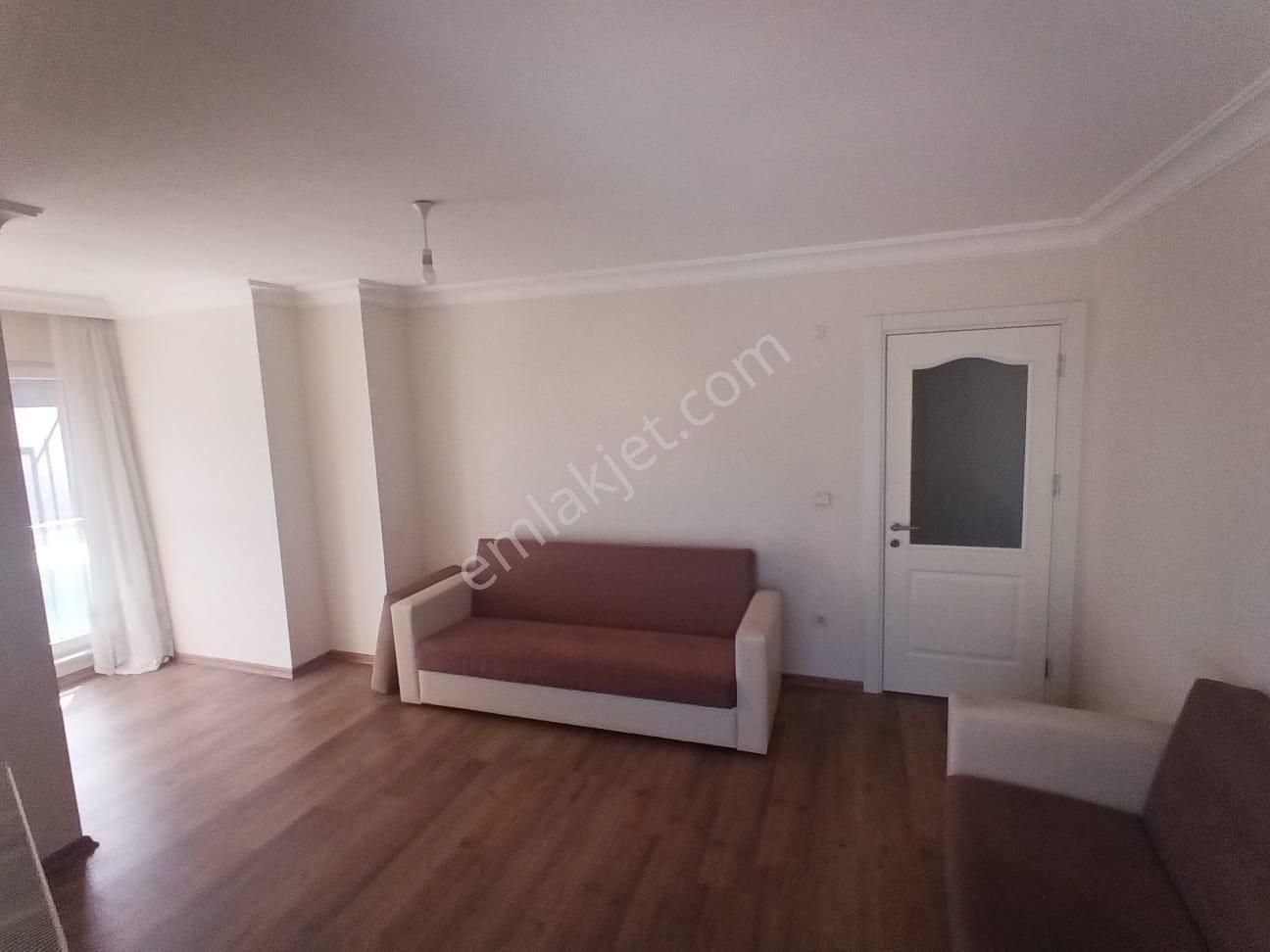 Ümraniye Armağanevler Mahallesinde 2+1 Kiralık Daire - Görsel 4