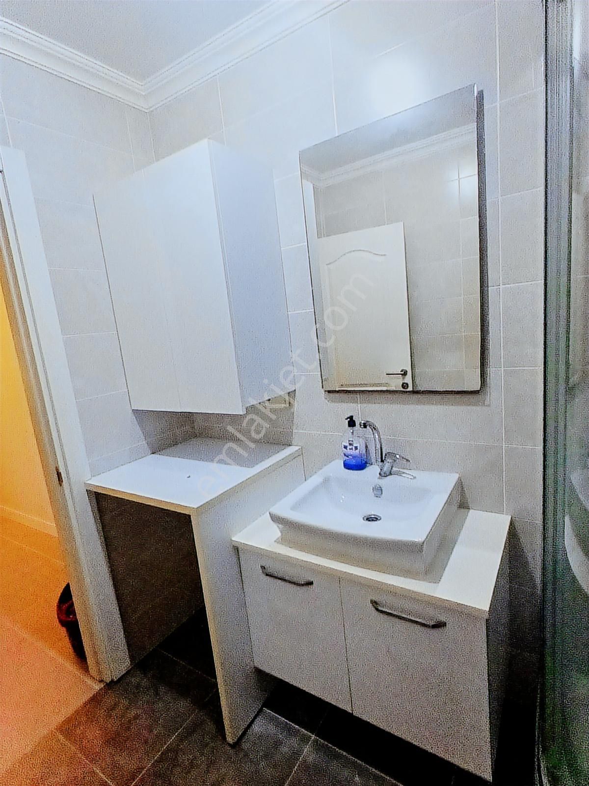 Ümraniye Armağanevler Mahallesinde 2+1 Kiralık Daire - Görsel 15