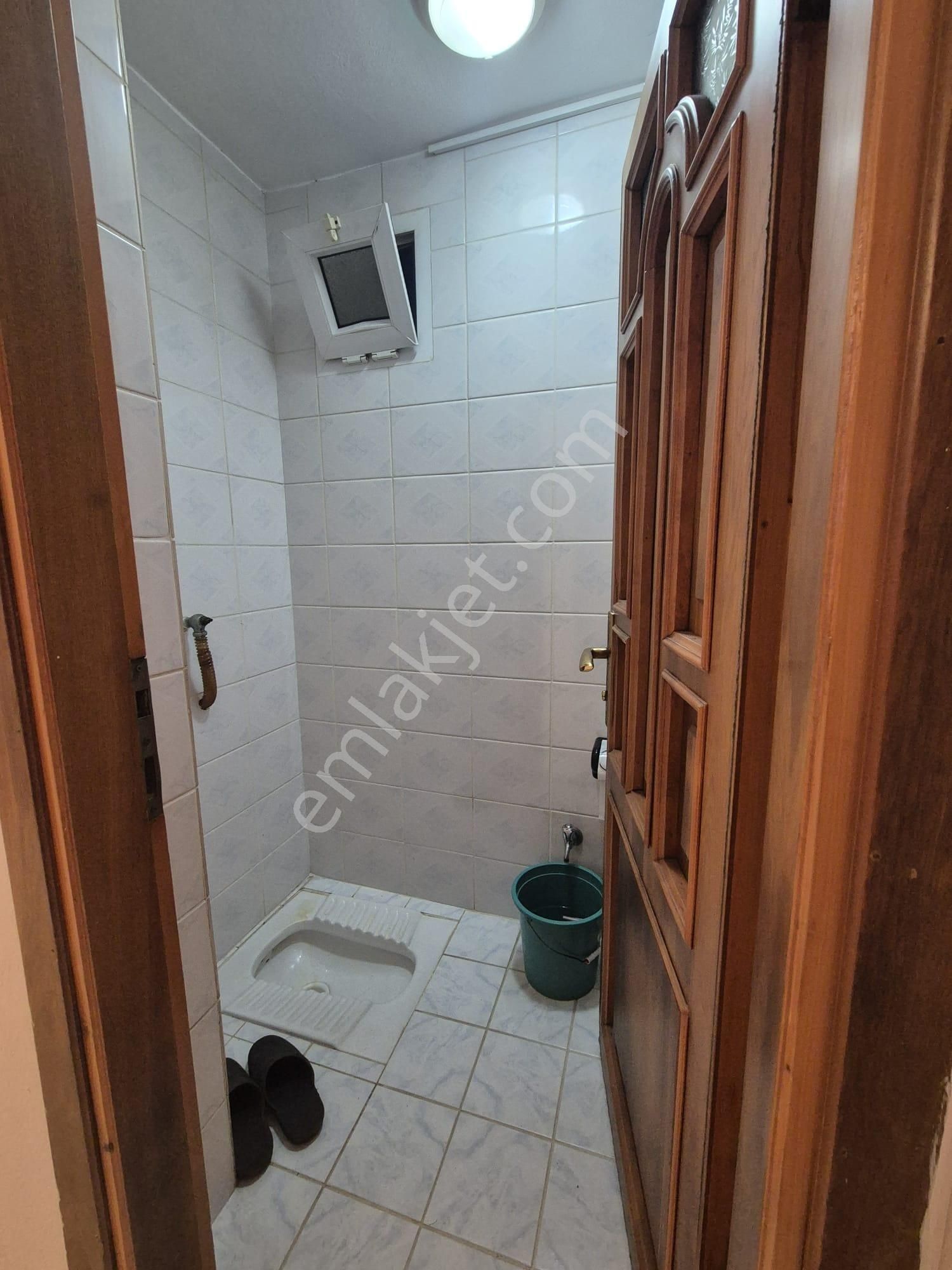 Küçükköy Merkezine Yakın Kiralık Boş Daire....(özel Duygu Hastanesinin 3 Sokak Yukarısında... - Görsel 12