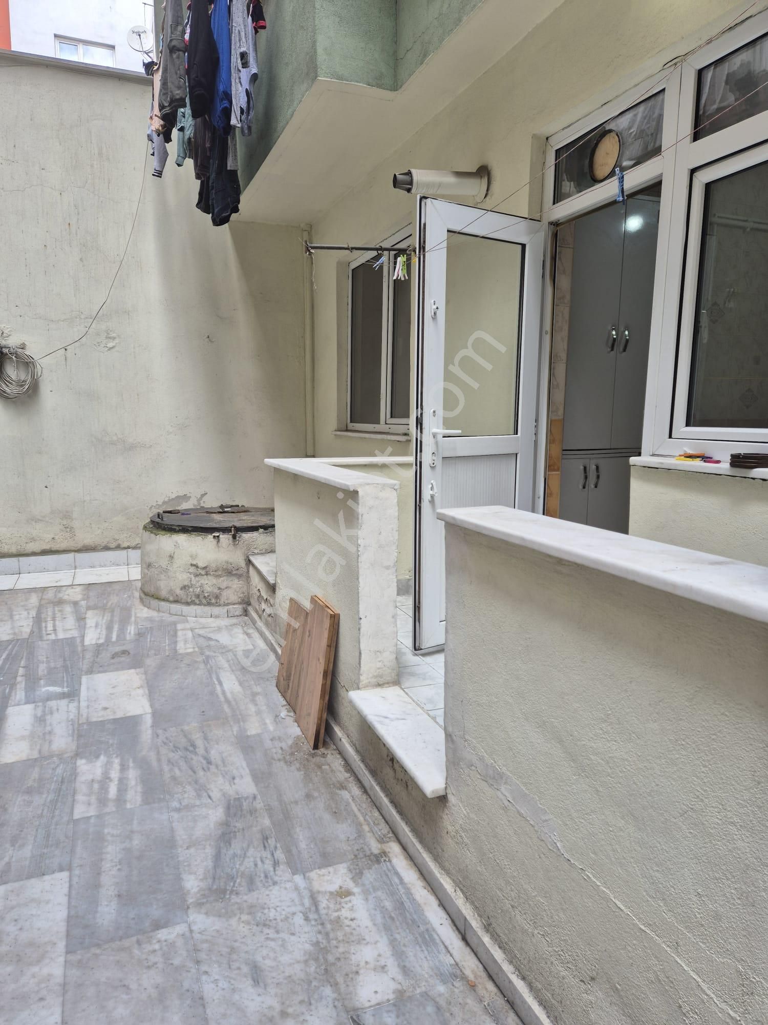 Küçükköy Merkezine Yakın Kiralık Boş Daire....(özel Duygu Hastanesinin 3 Sokak Yukarısında... - Görsel 6