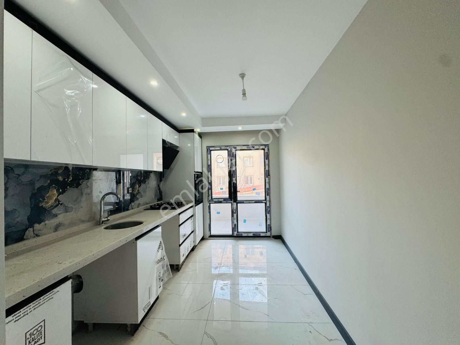 Merpa'dan_bağlık Mah'de Avm.'ler Bölgesinde Kiralık Sıfır_2+1 - Görsel 11