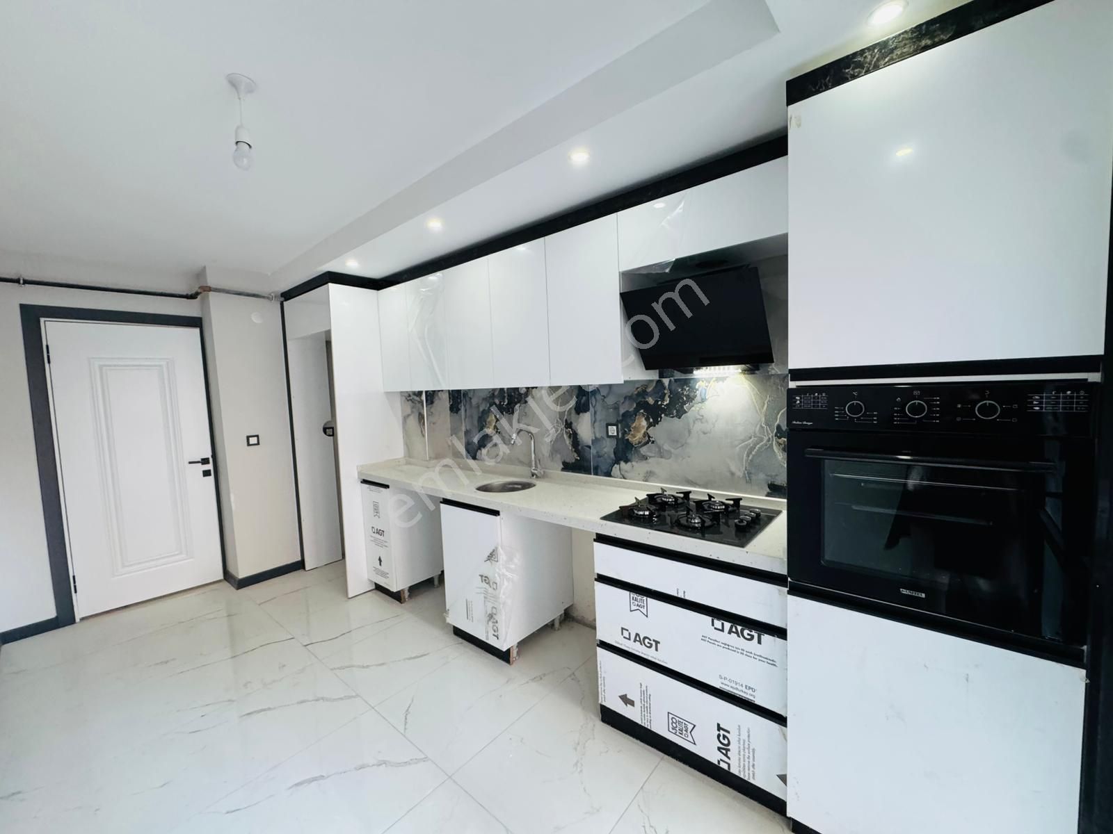 Merpa'dan_bağlık Mah'de Avm.'ler Bölgesinde Kiralık Sıfır_2+1 - Görsel 7