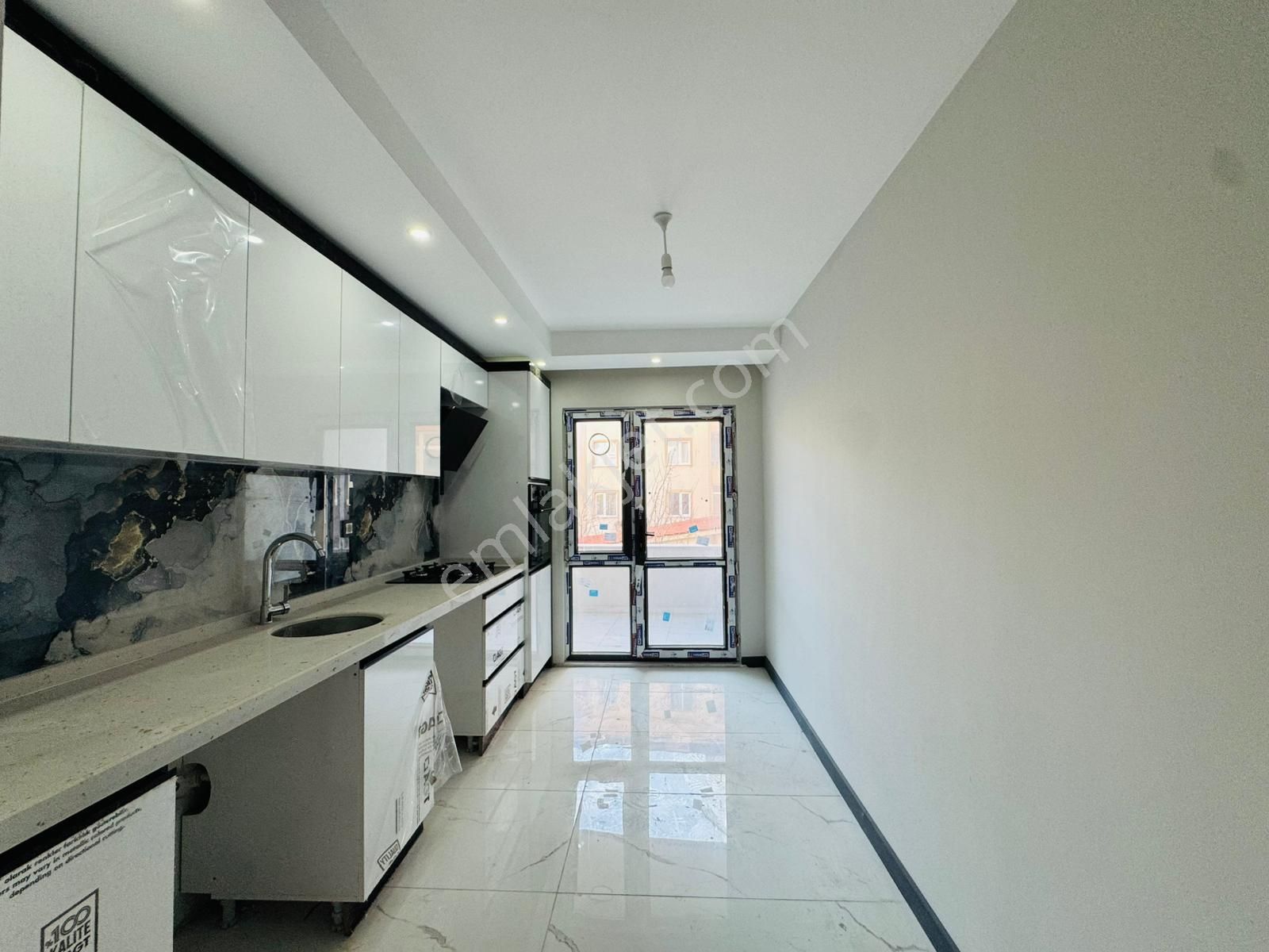 Merpa'dan_bağlık Mah'de Avm.'ler Bölgesinde Kiralık Sıfır_2+1 - Görsel 9