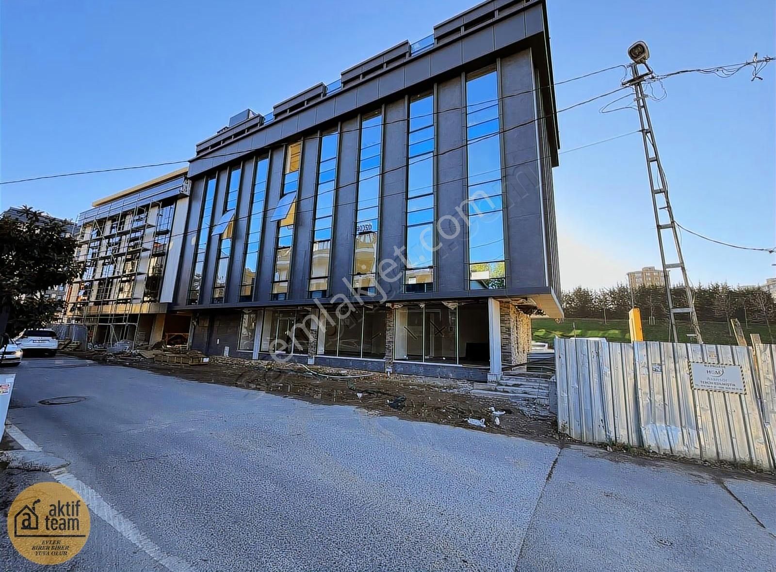 Çekmeköy Mehmet Akif Mah.şile Otoyolu Cepheli Kiralık Büro. - Görsel 2