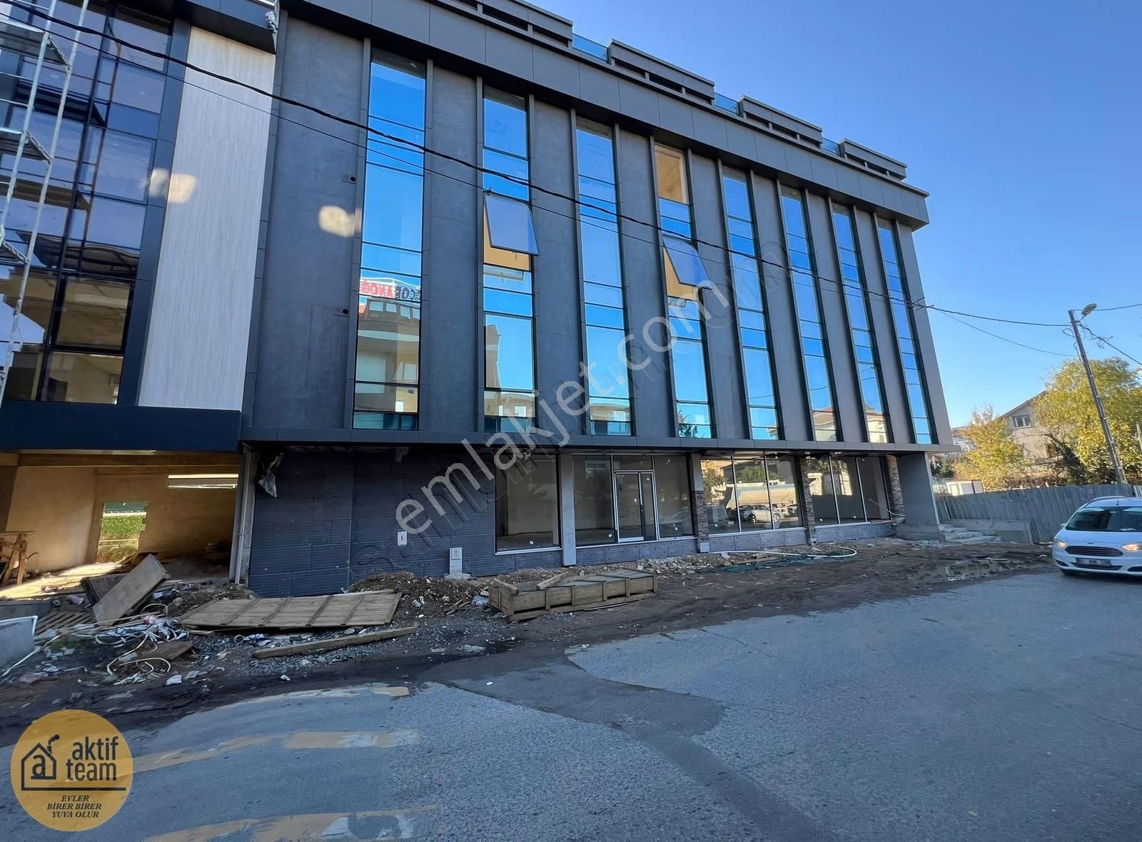 Çekmeköy Mehmet Akif Mah.şile Otoyolu Cepheli Kiralık Büro. - Görsel 6