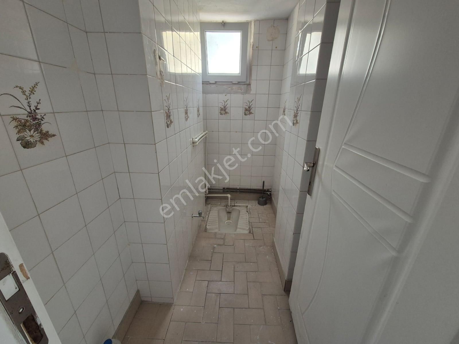 Kükürtlü Zübeyde Hanım Cad. Üzerinde Kiralık 3+1 - Görsel 10