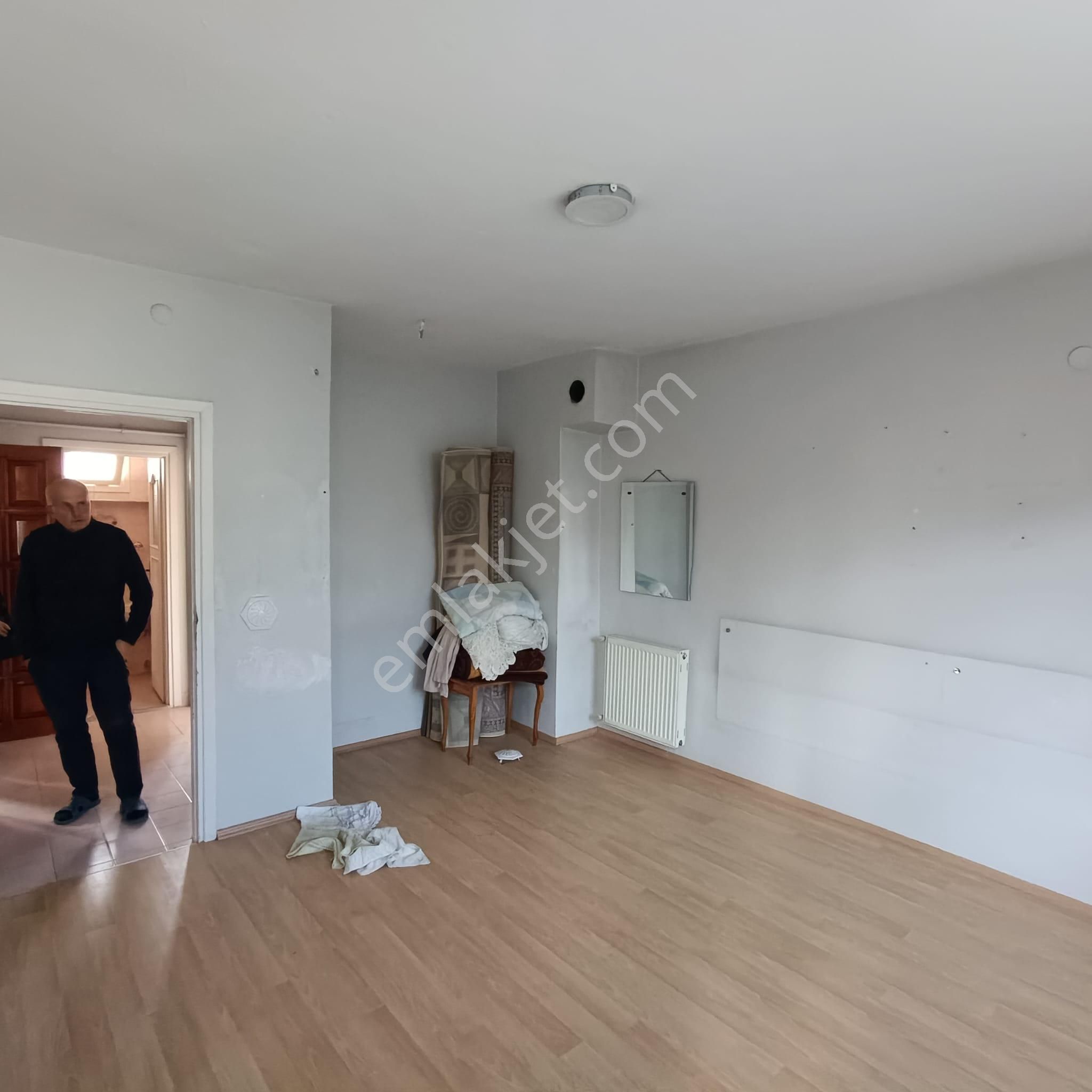 Gop Merkezde 1+1 Kiralık - Kombili - Görsel 2