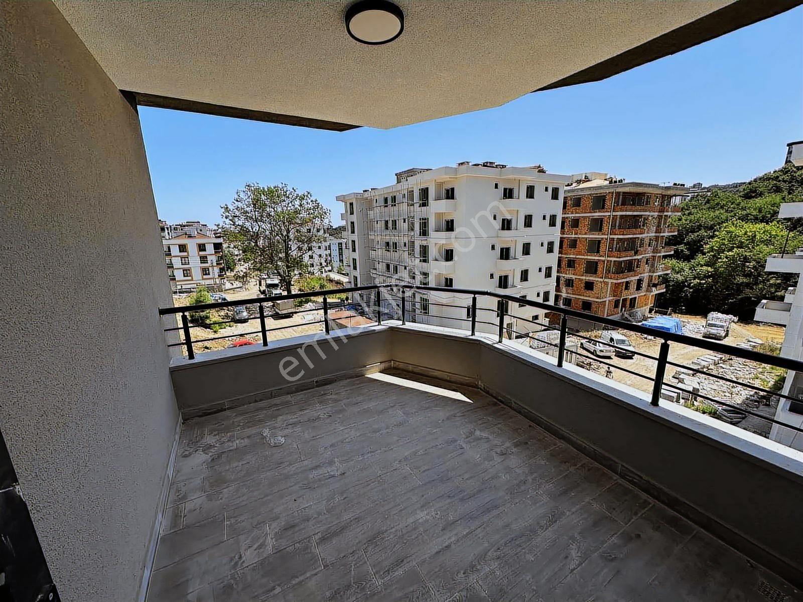 Deka Gayrimenkul'den Körfez'de Ulaşıma Yakın Sıfır 1+1 Daireler - Görsel 13