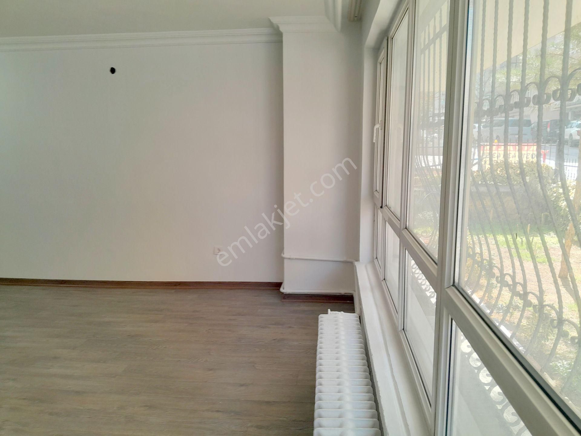 Dr.mediha Eldem Sokak'ta Kiralık Otoparklı 3+1y.giriş - Görsel 2