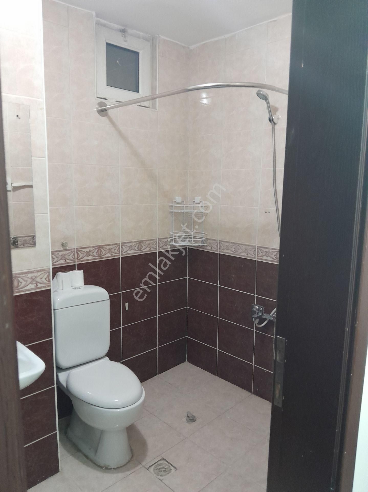 Dr.mediha Eldem Sokak'ta Kiralık Otoparklı 3+1y.giriş - Görsel 8