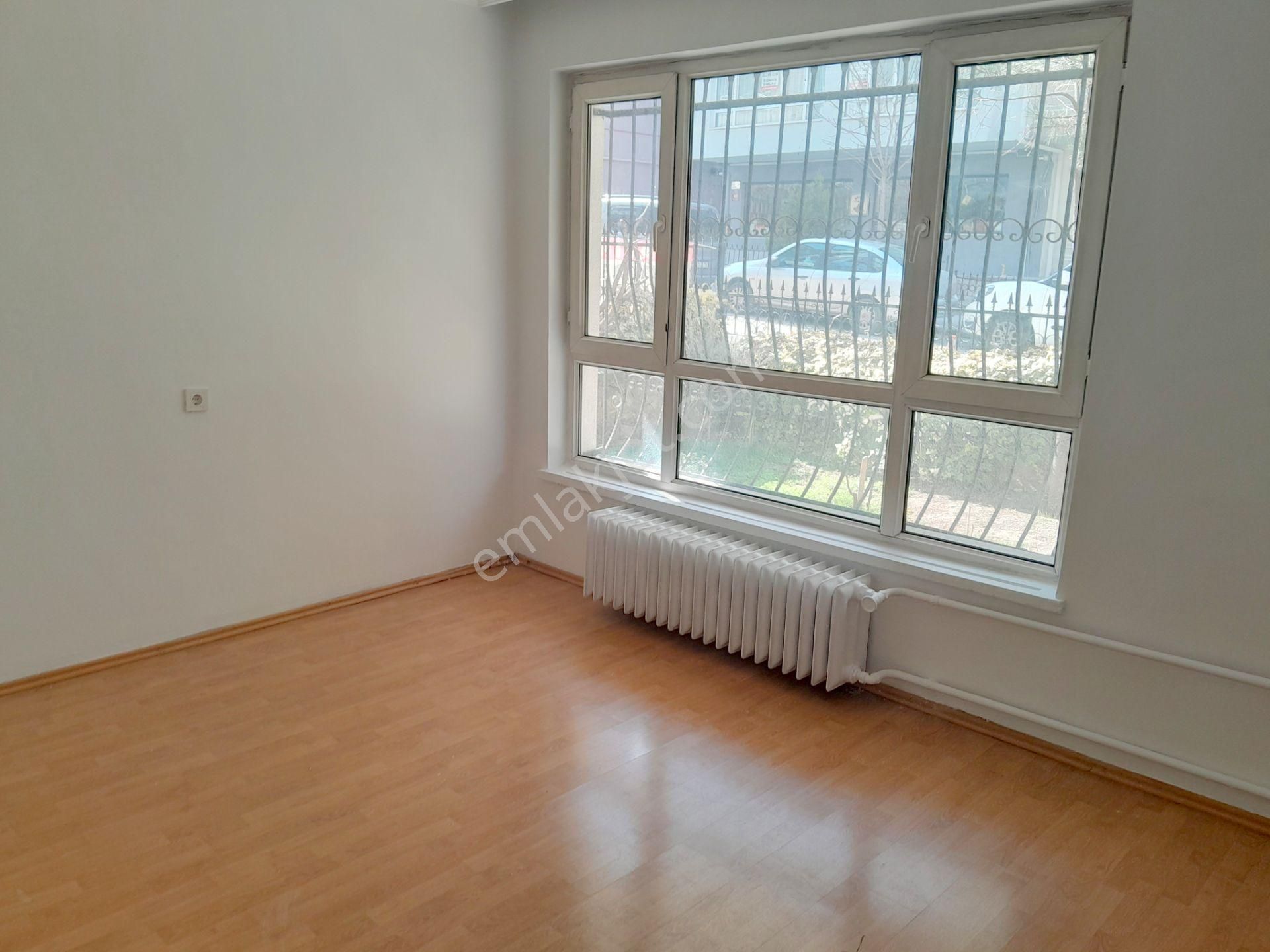 Dr.mediha Eldem Sokak'ta Kiralık Otoparklı 3+1y.giriş - Görsel 12