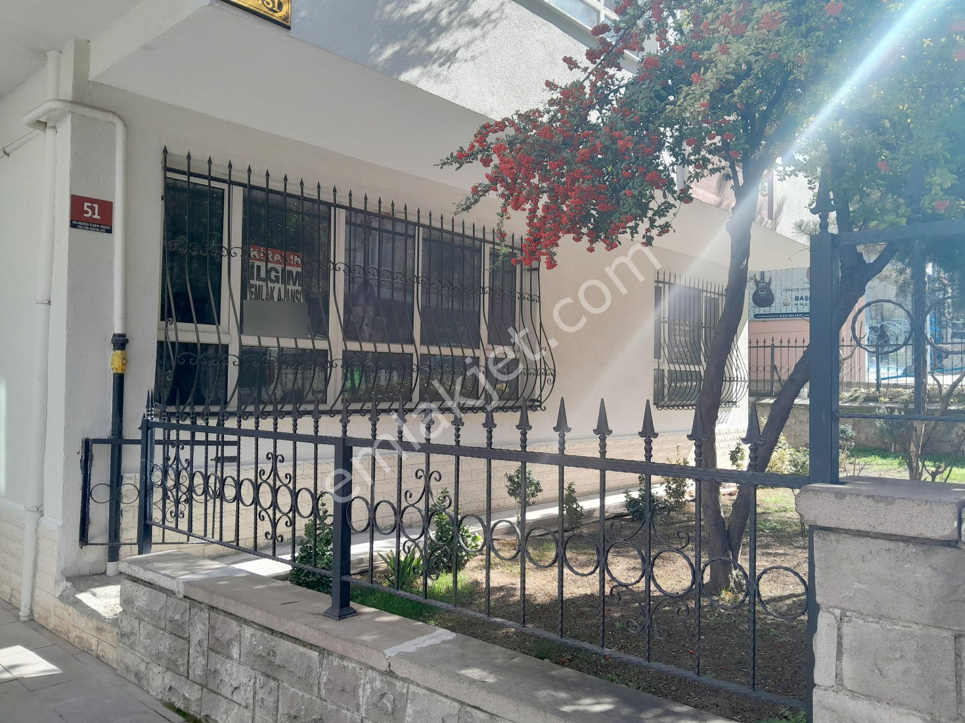 Dr.mediha Eldem Sokak'ta Kiralık Otoparklı 3+1y.giriş - Görsel 21