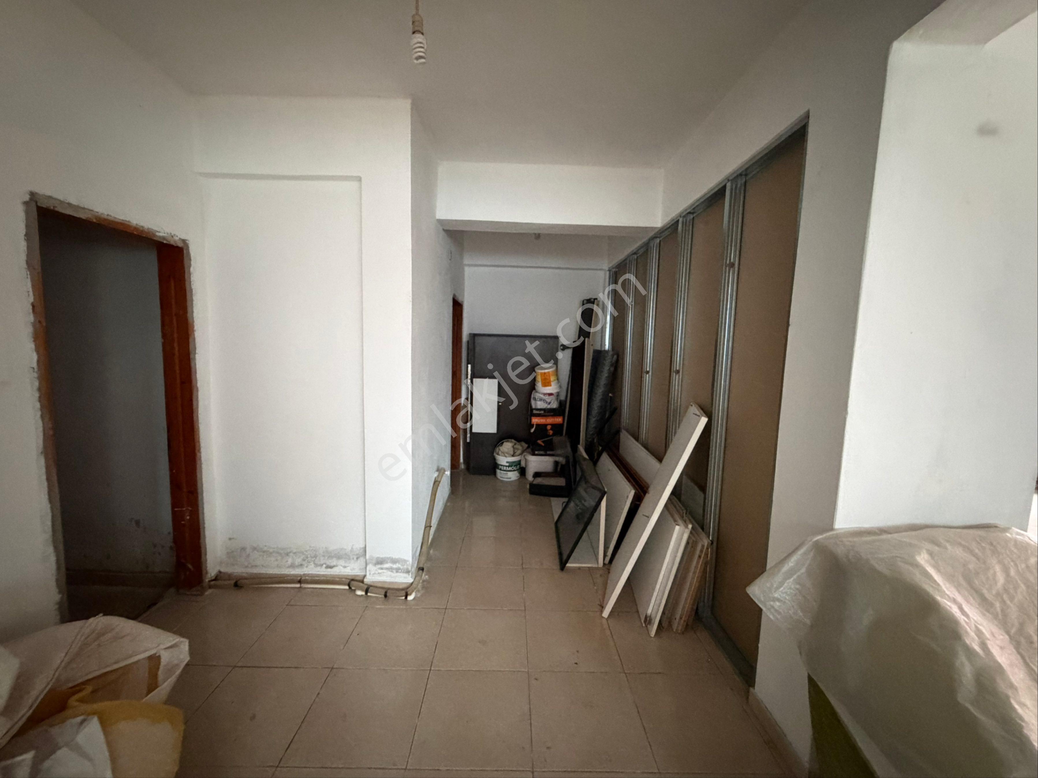 İlkadım İlyasköyde Kiralık 110 M2 Dükkan - Görsel 13