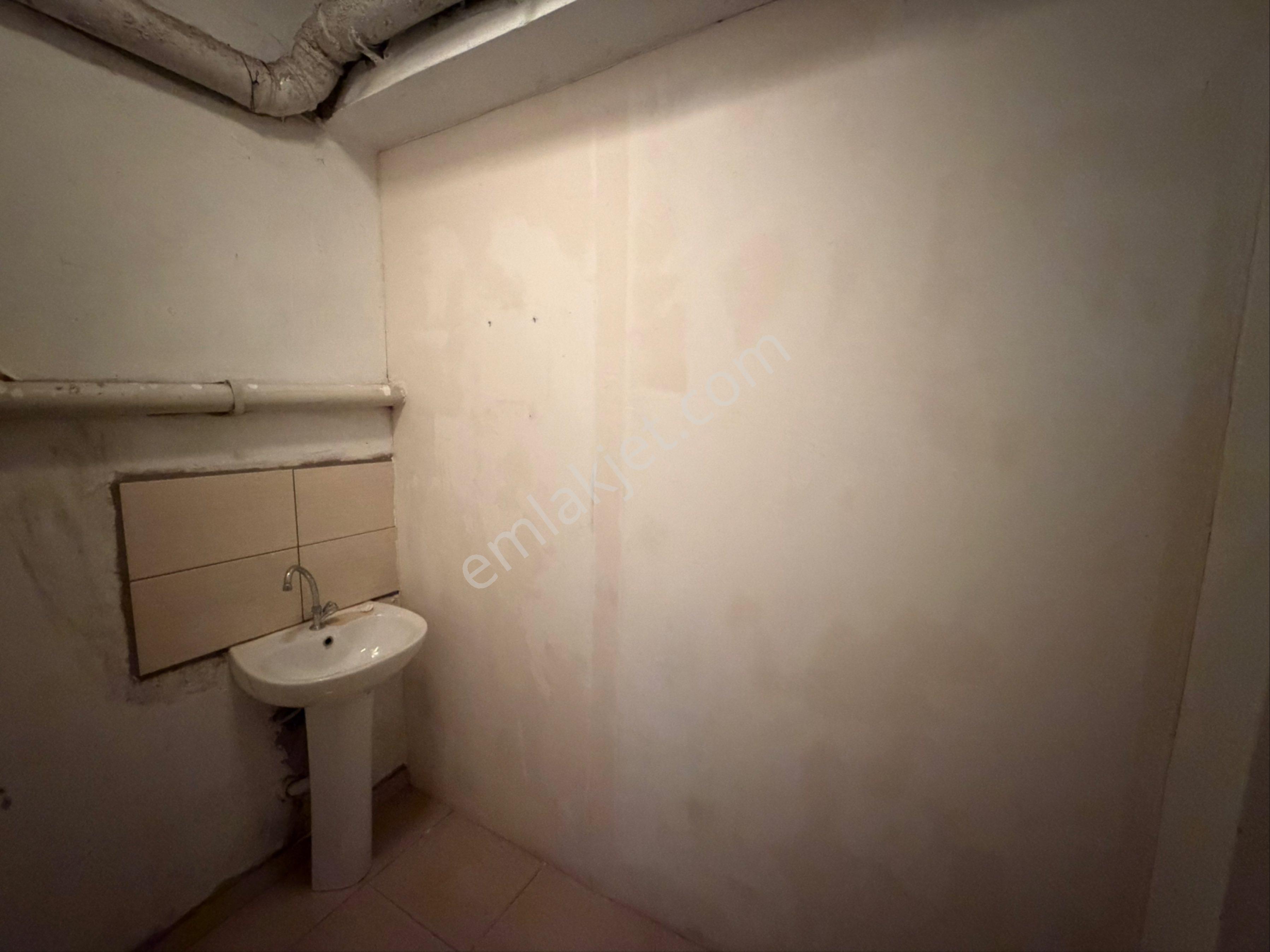 İlkadım İlyasköyde Kiralık 110 M2 Dükkan - Görsel 12