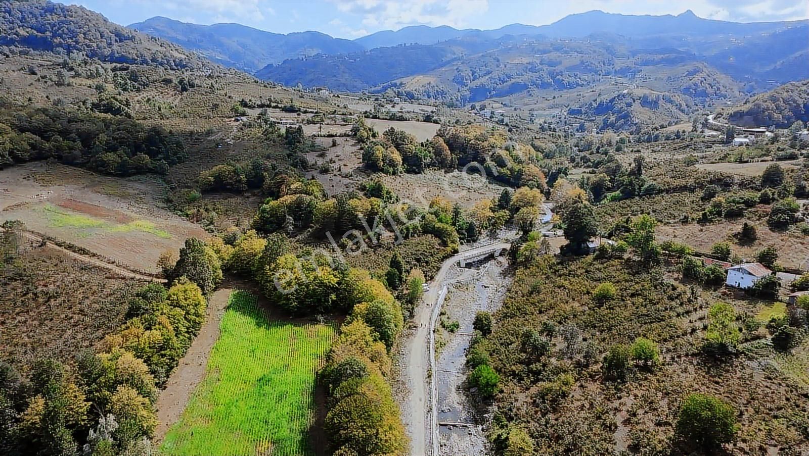 Deka Gayrimenkul'den Düzköy'de Yola Cephe Satılık 9.182 M² Tarla - Görsel 12