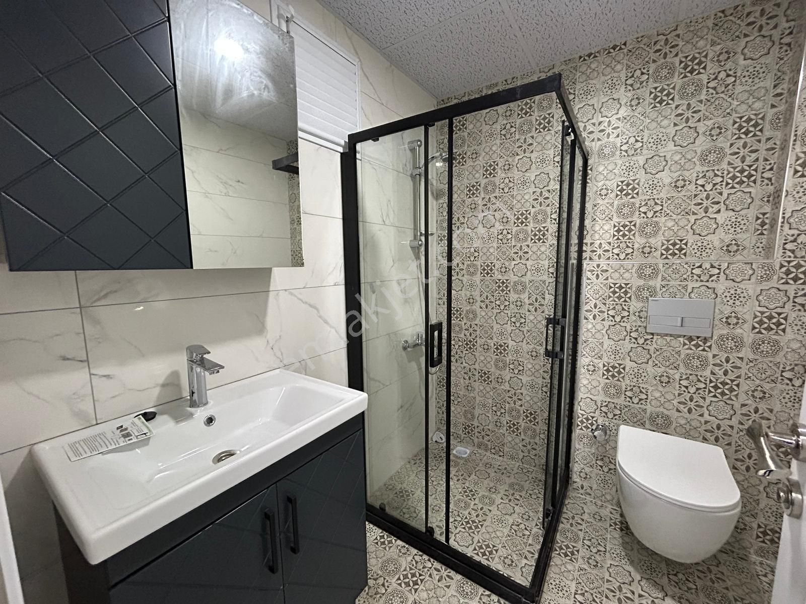 Deka Gayrimenkul'den 1+1 Eşyalı Cam Balkonlu Kombili Daire - Görsel 14