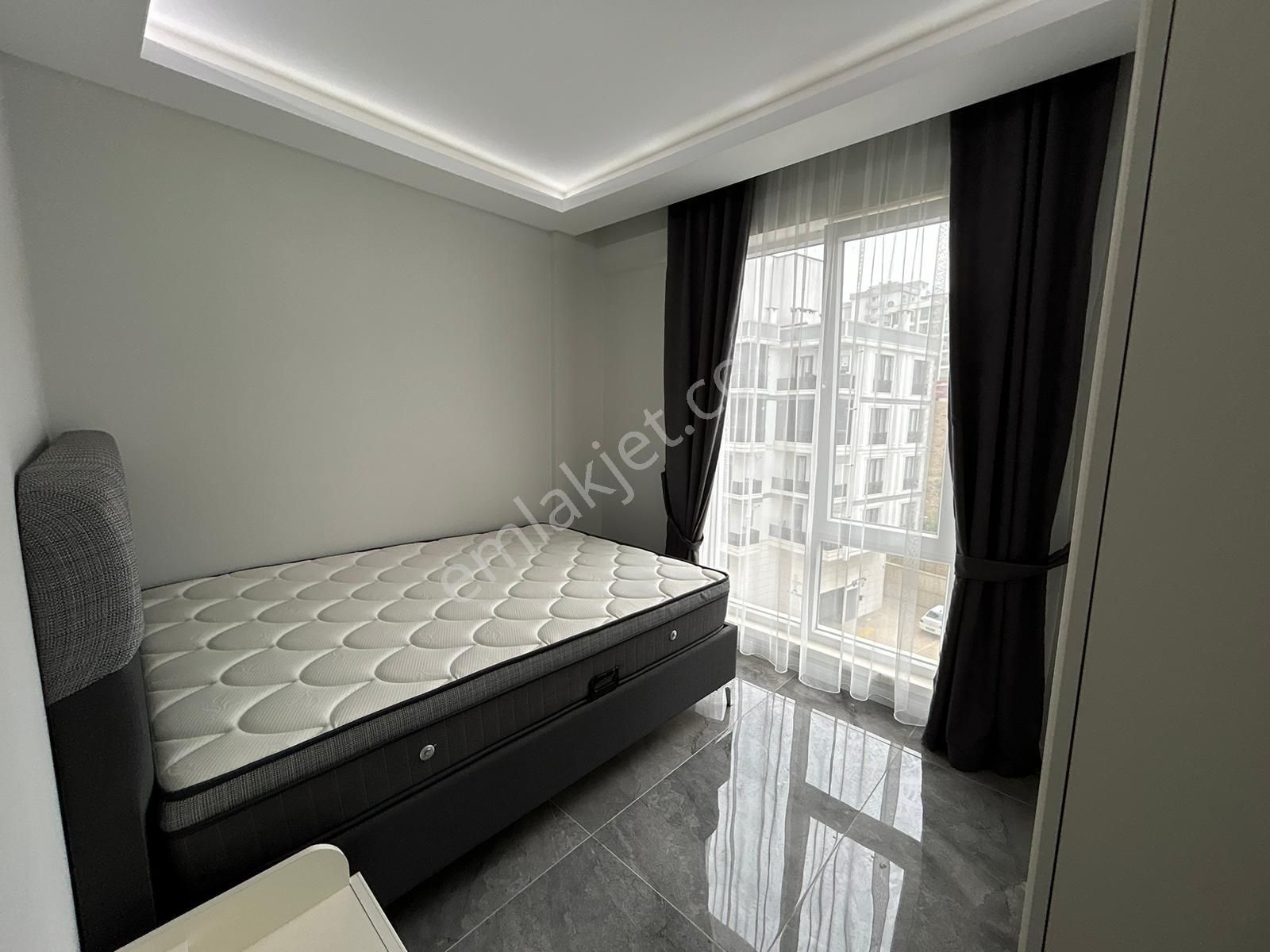 Deka Gayrimenkul'den 1+1 Eşyalı Cam Balkonlu Kombili Daire - Görsel 2