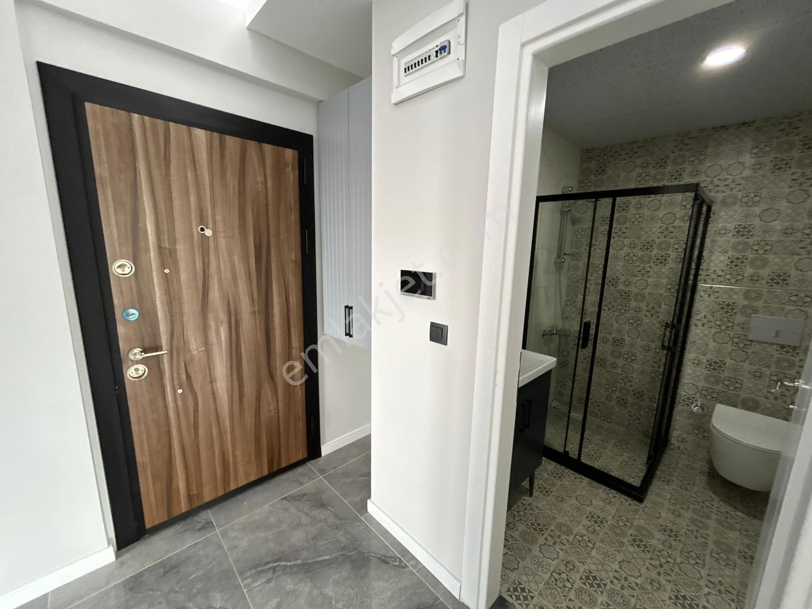 Deka Gayrimenkul'den 1+1 Eşyalı Cam Balkonlu Kombili Daire - Görsel 6