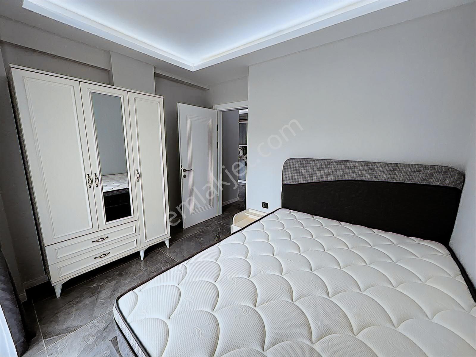 Deka Gayrimenkul'den 1+1 Eşyalı Cam Balkonlu Kombili Daire - Görsel 17